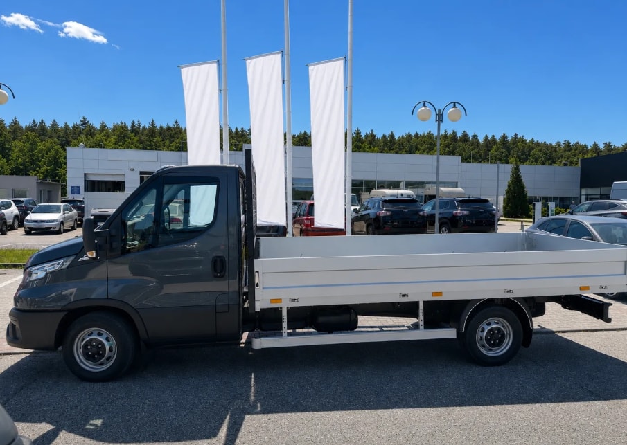 IVECO Daily 35 S 18H A8 Pritsche-showroom-element-1