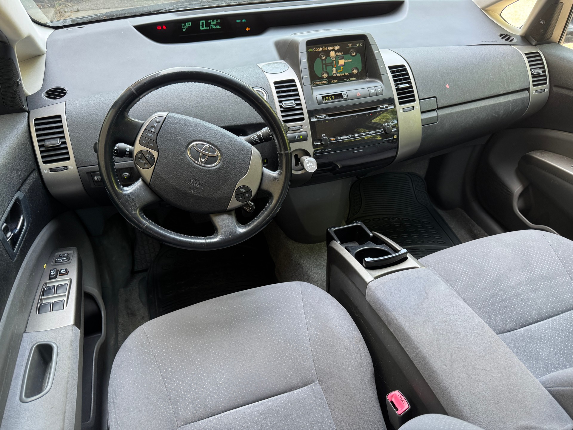 TOYOTA Prius 1.5 16V Hybrid-image-10