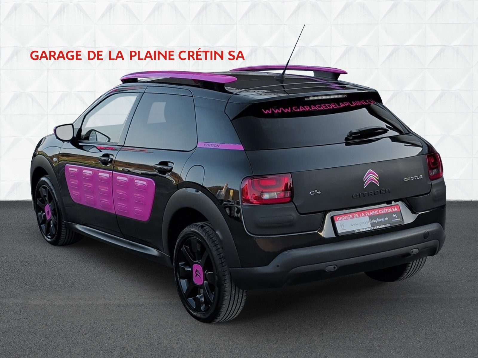 CITROEN C4 Cactus 1.2 e-THP Shine-showroom-element-3