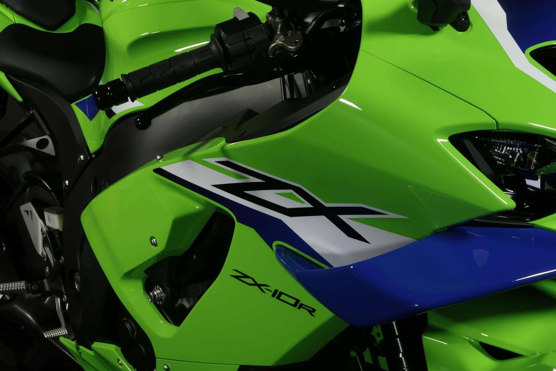 KAWASAKI NINJA ZX-10R-image-5