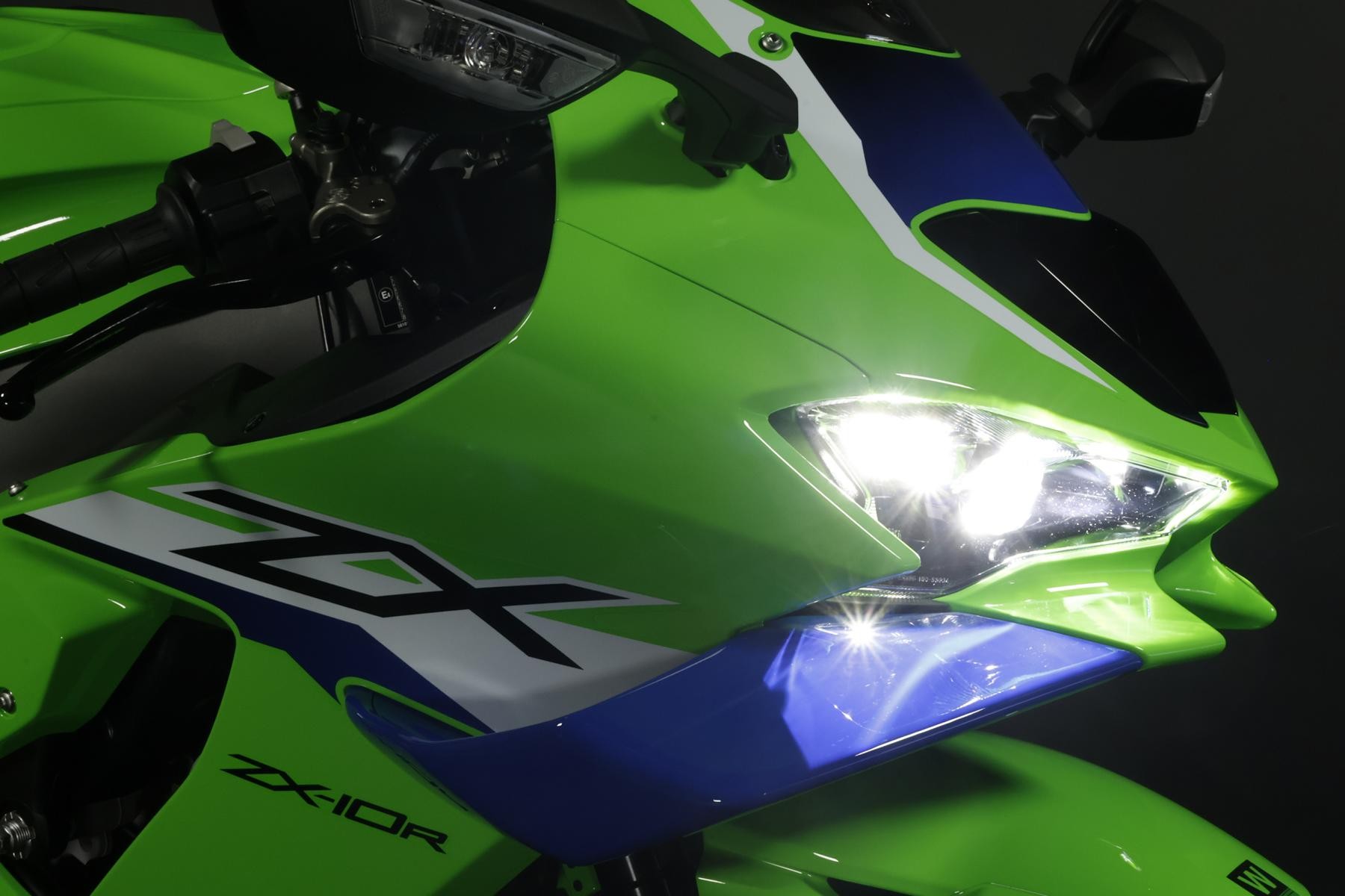 KAWASAKI NINJA ZX-10R-image-3