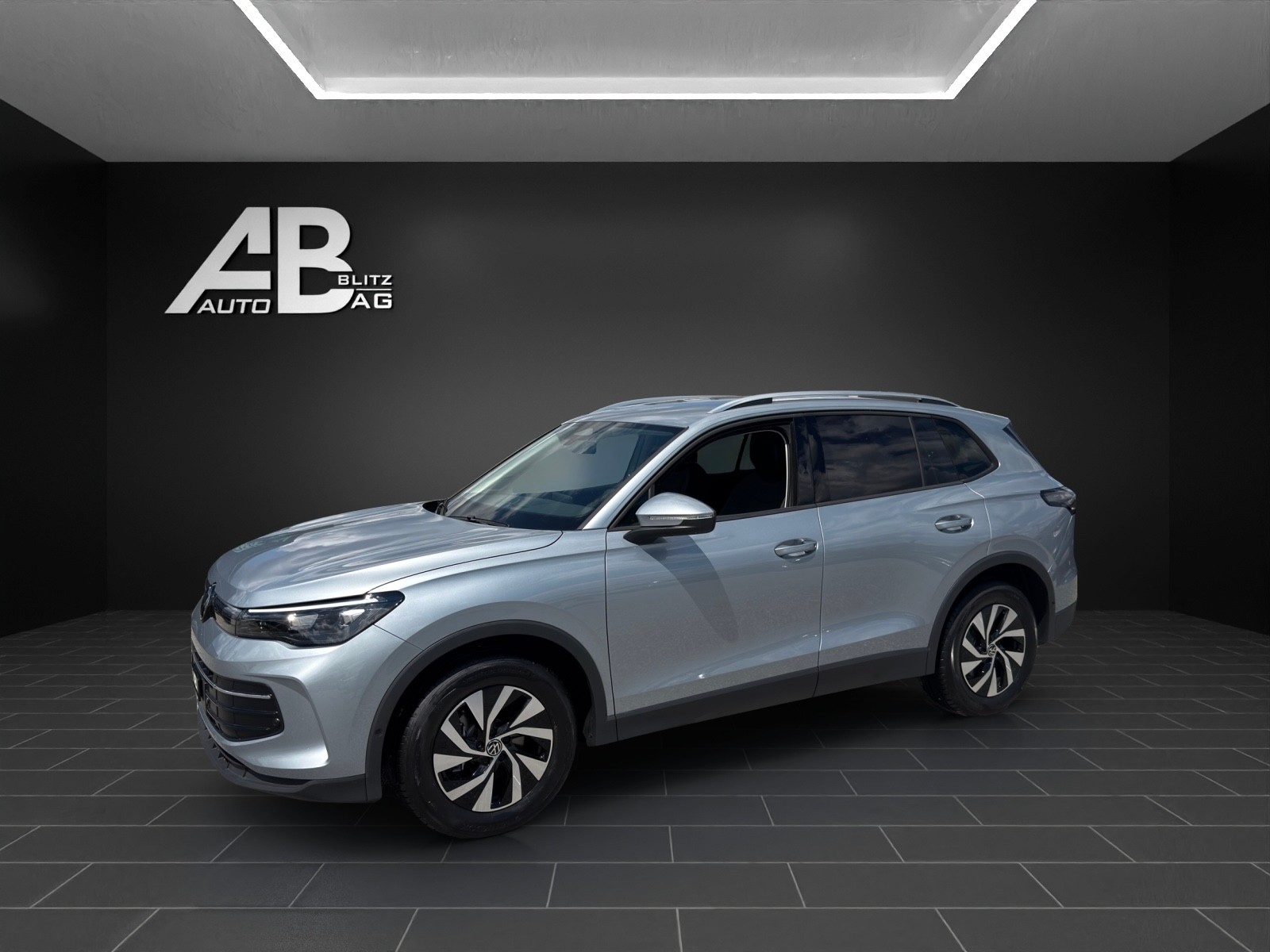 VW Tiguan 1.5 TSI evo2 mHEV Life DSG mit 150 PS-showroom-element-1