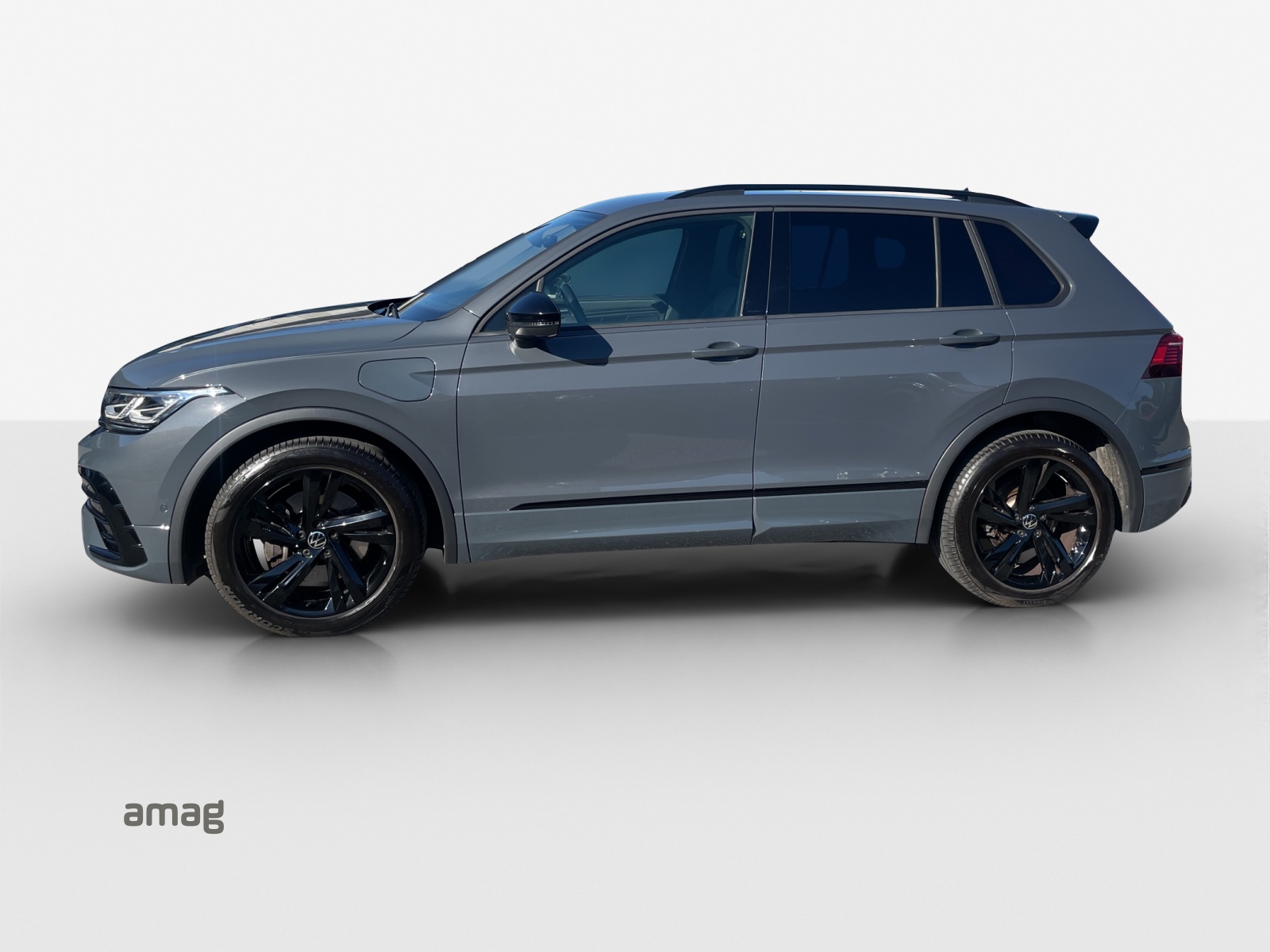 VW Tiguan 1.4TSI PHEV R-Line DSG-showroom-element-1