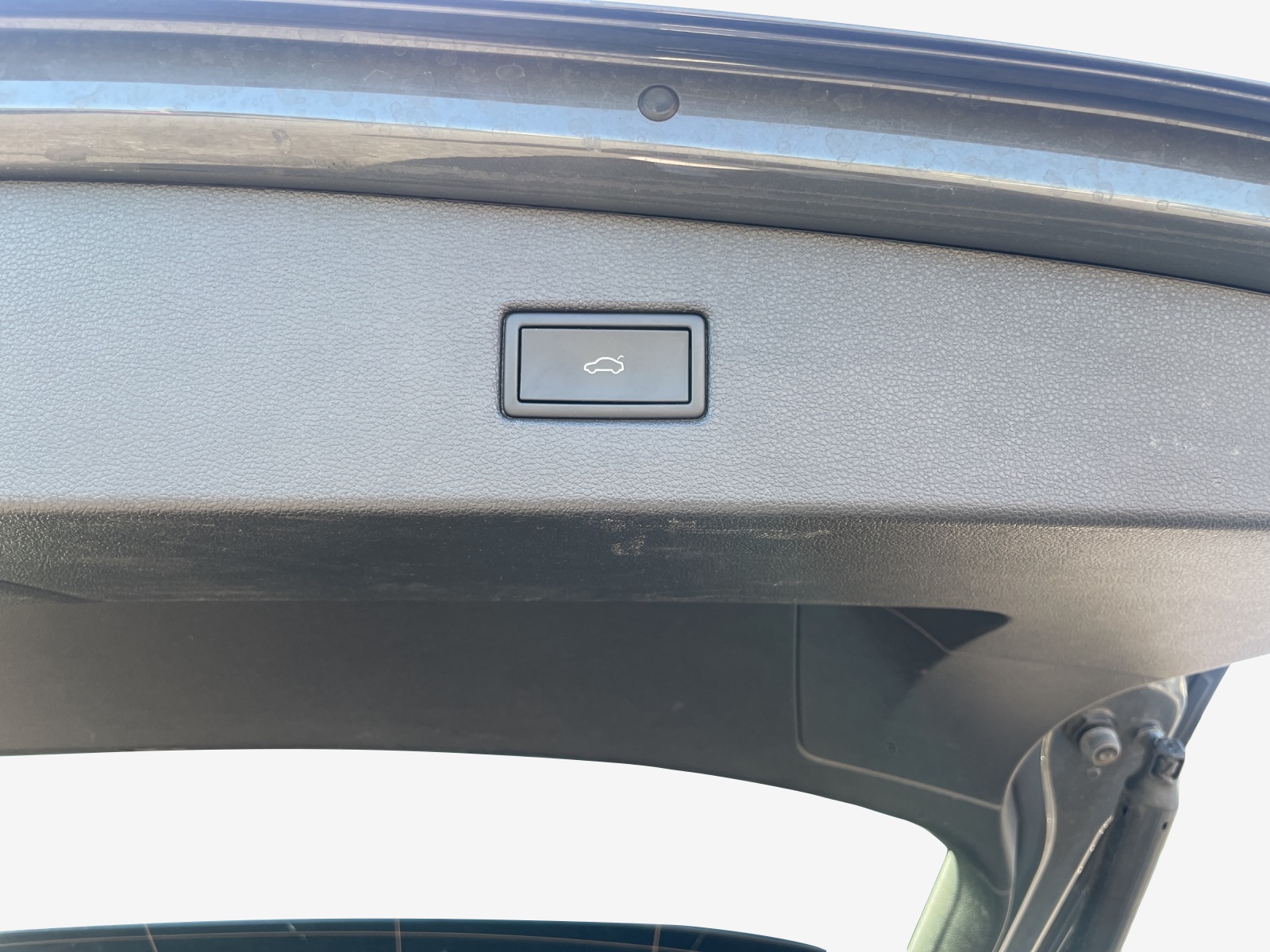 VW Tiguan 1.4TSI PHEV R-Line DSG-image-15