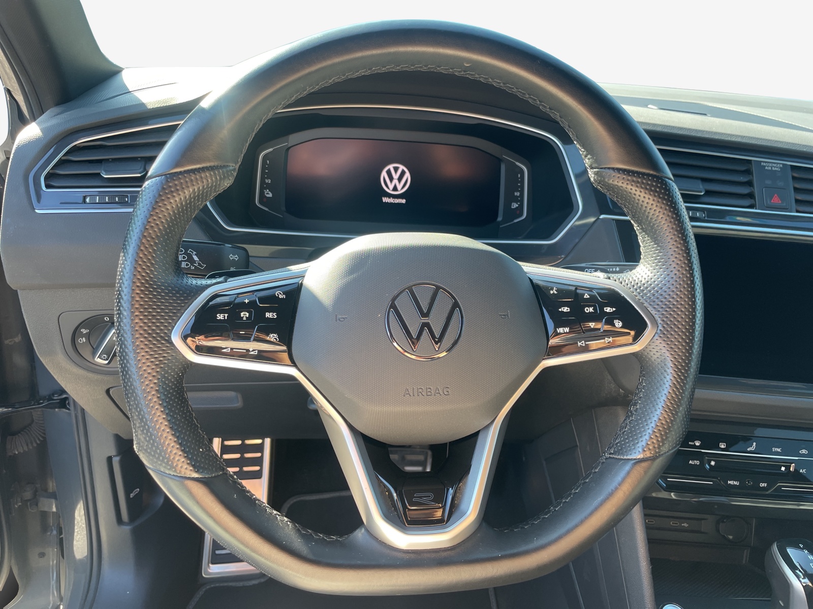 VW Tiguan 1.4TSI PHEV R-Line DSG-image-9