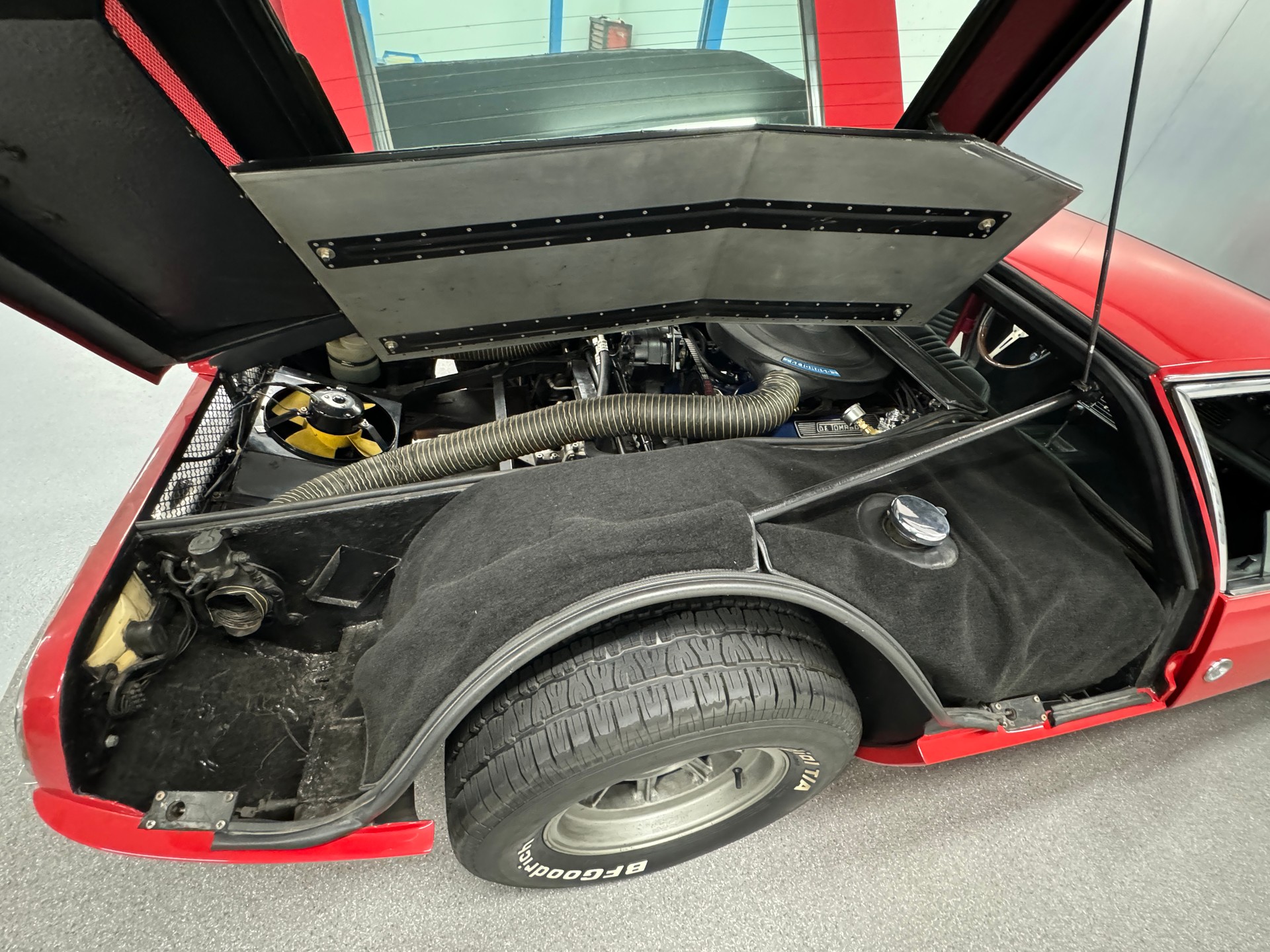 DE TOMASO Mangusta-image-16