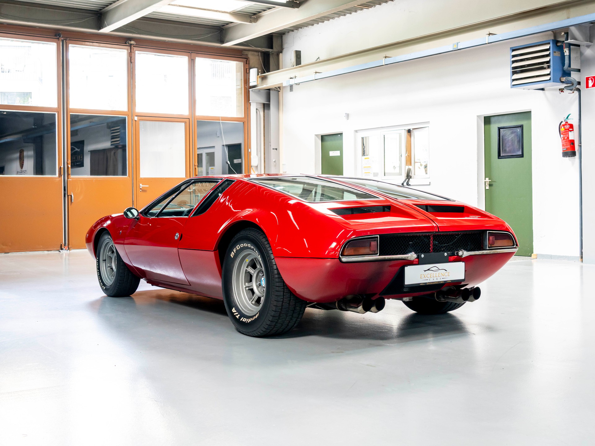 DE TOMASO Mangusta-image-10