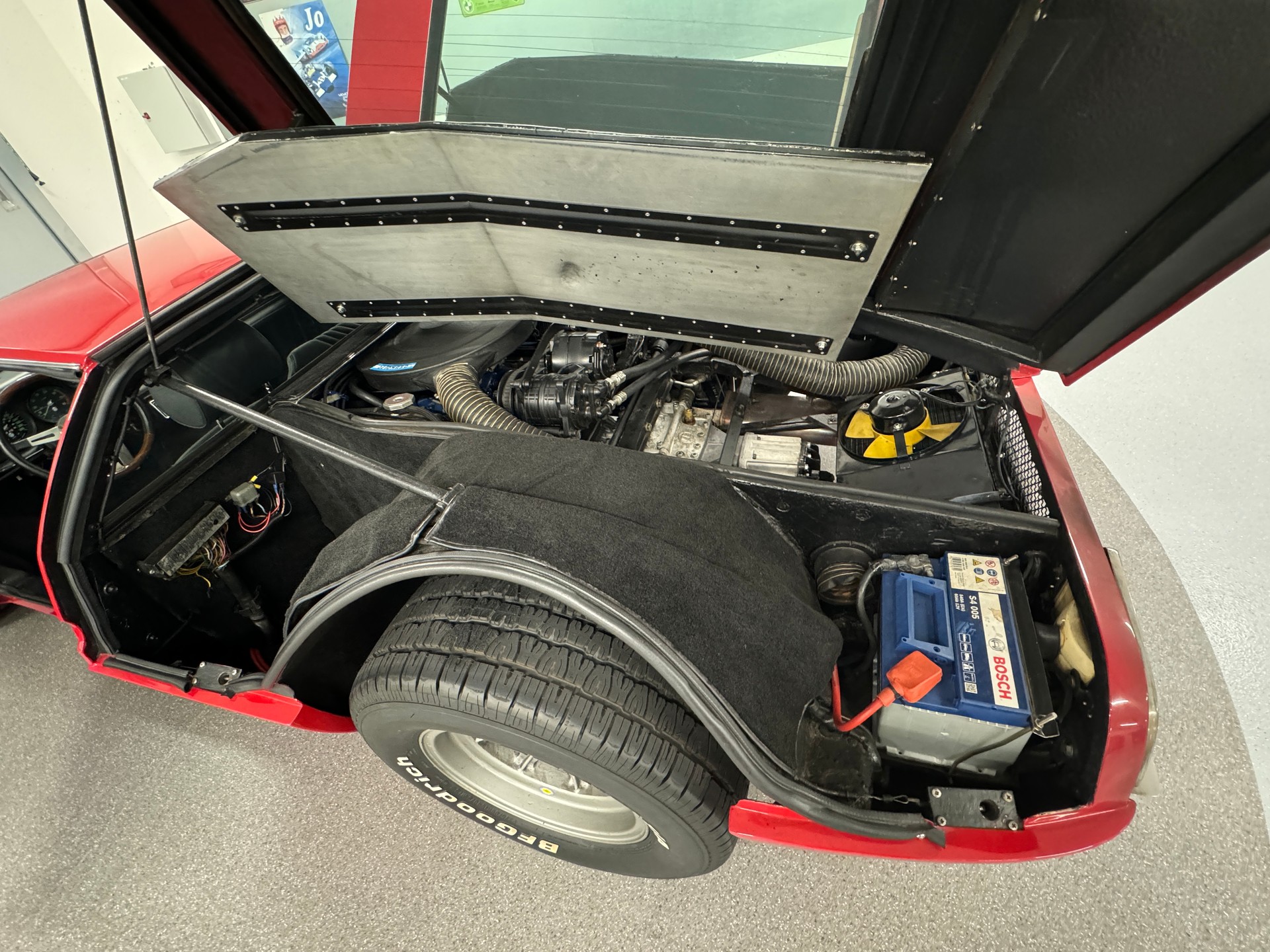 DE TOMASO Mangusta-image-17