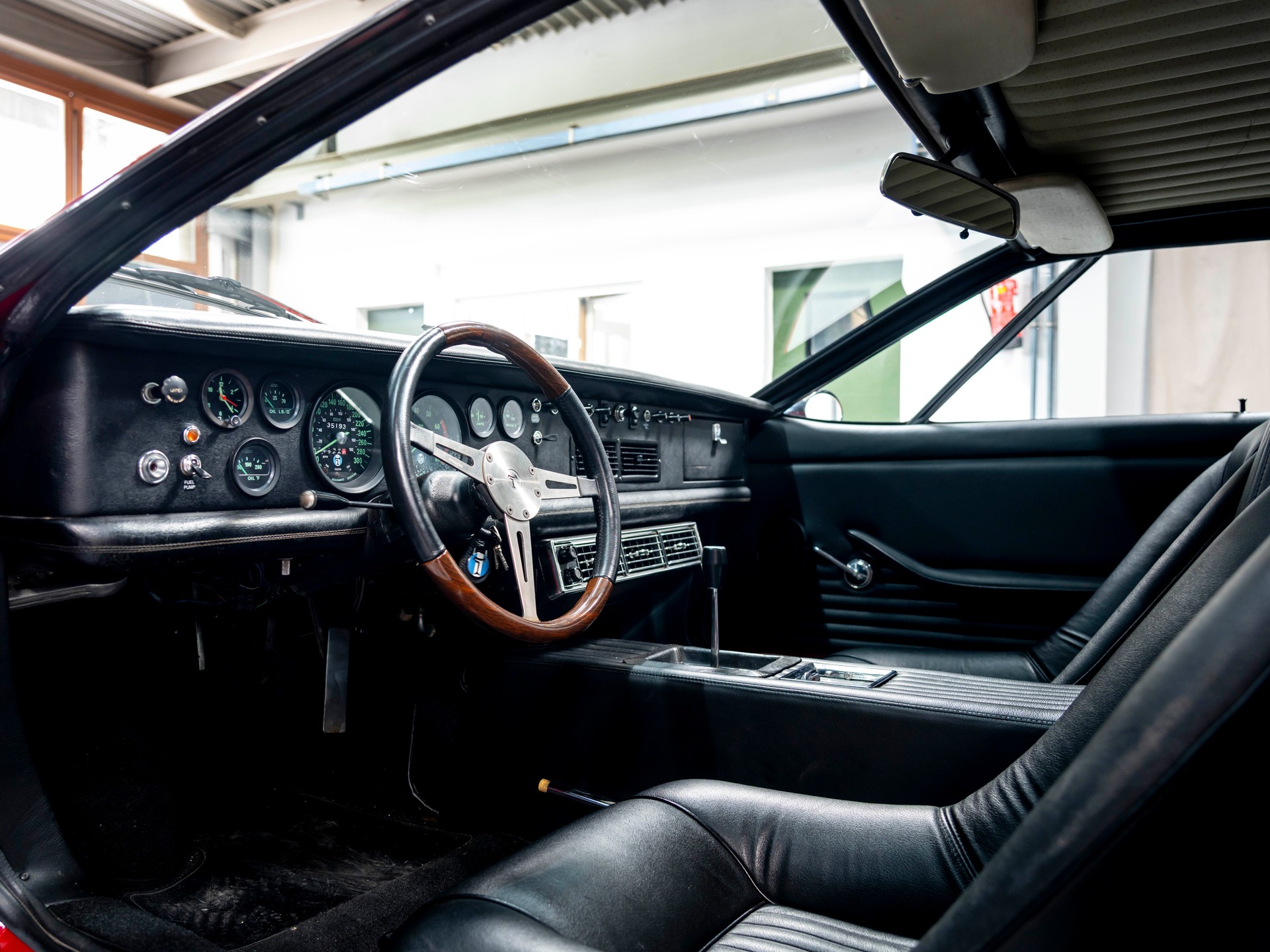 DE TOMASO Mangusta-image-22