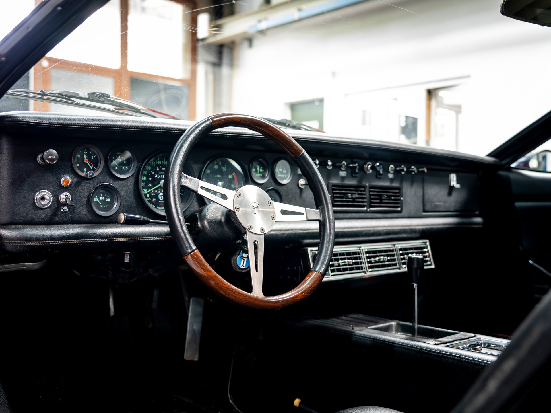 DE TOMASO Mangusta-image-23