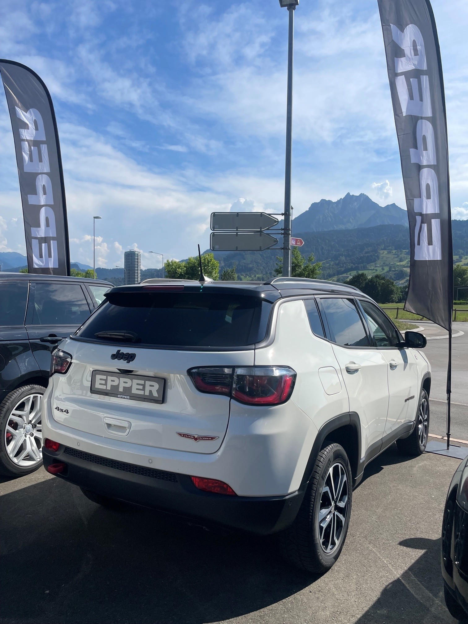 JEEP Compass 2.0 CRD Trailhawk AWD-showroom-element-1