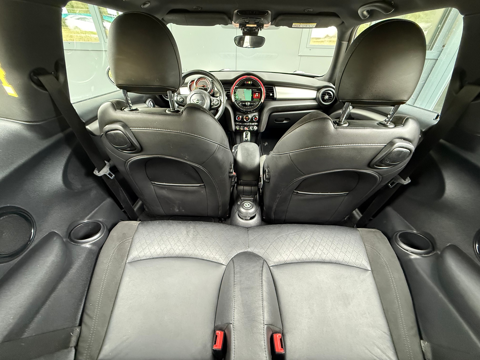MINI Cooper Steptronic DKG-image-12