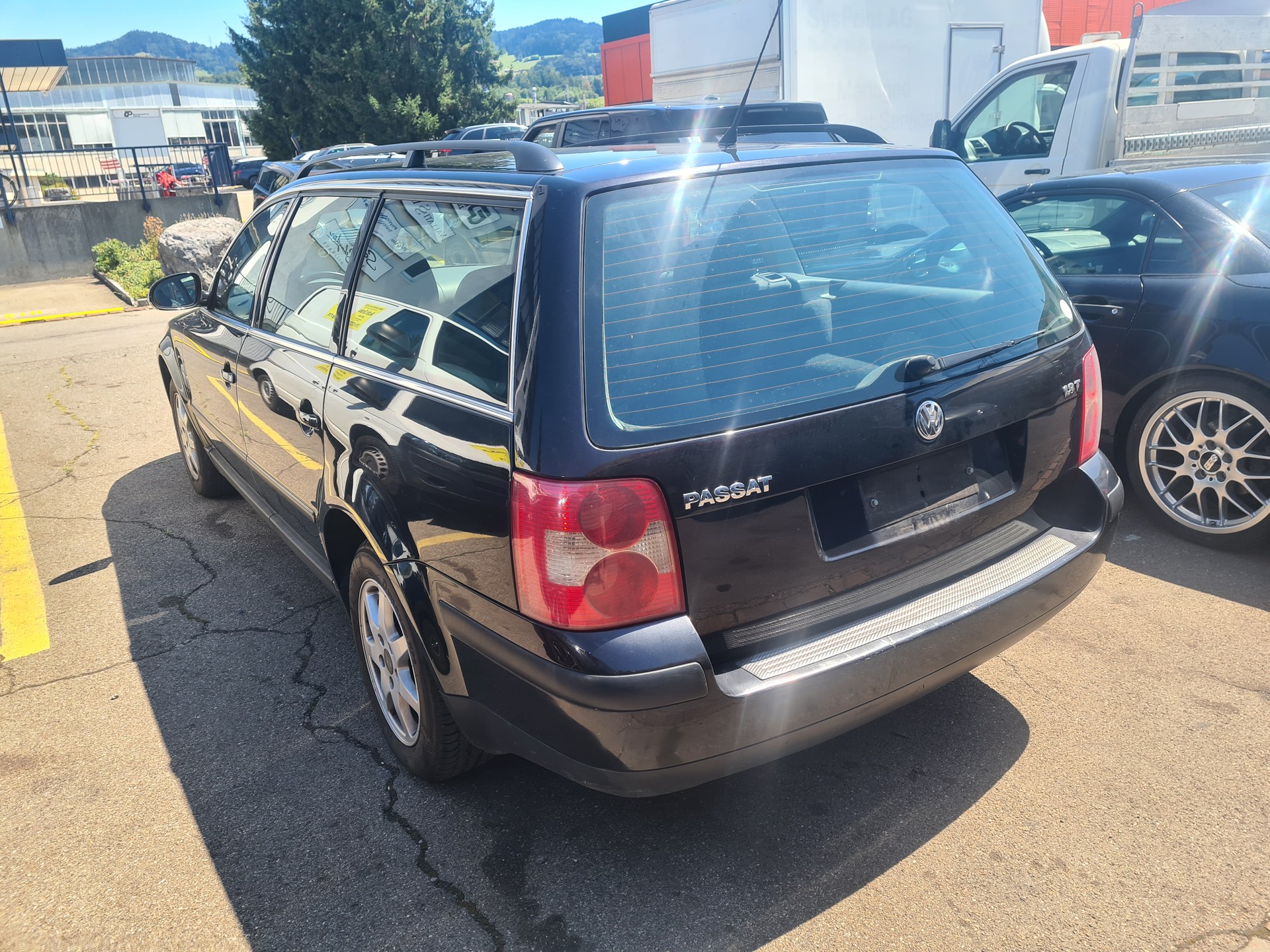 VW Passat Variant 1.8 T Comfortline-showroom-element-3