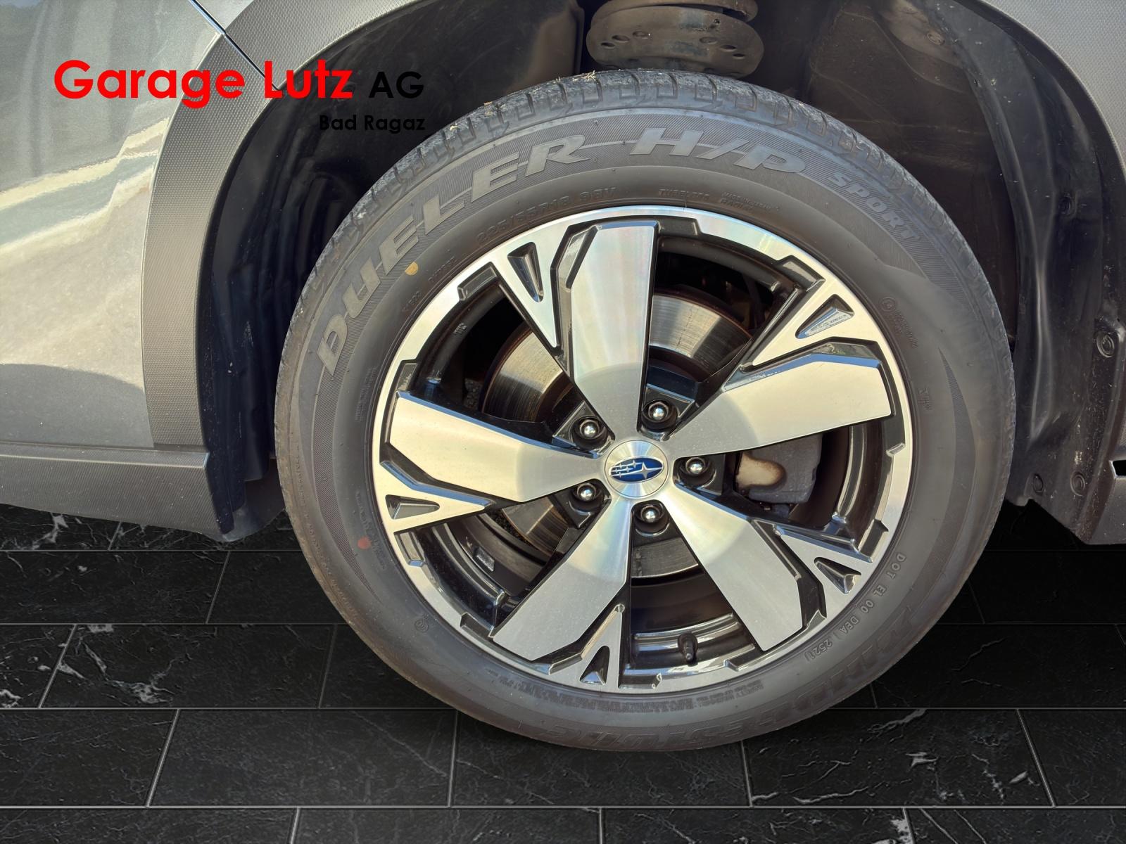 SUBARU Forester Station 2.0i e-Boxer Luxury-image-15