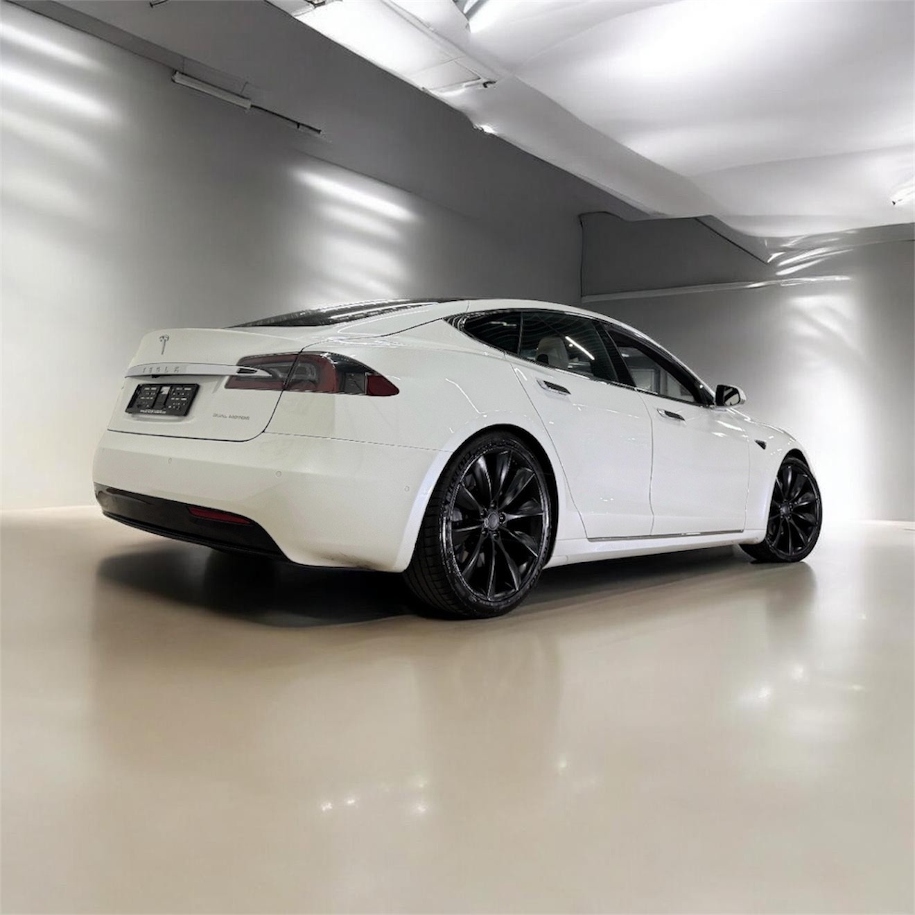TESLA S 90 D-image-3