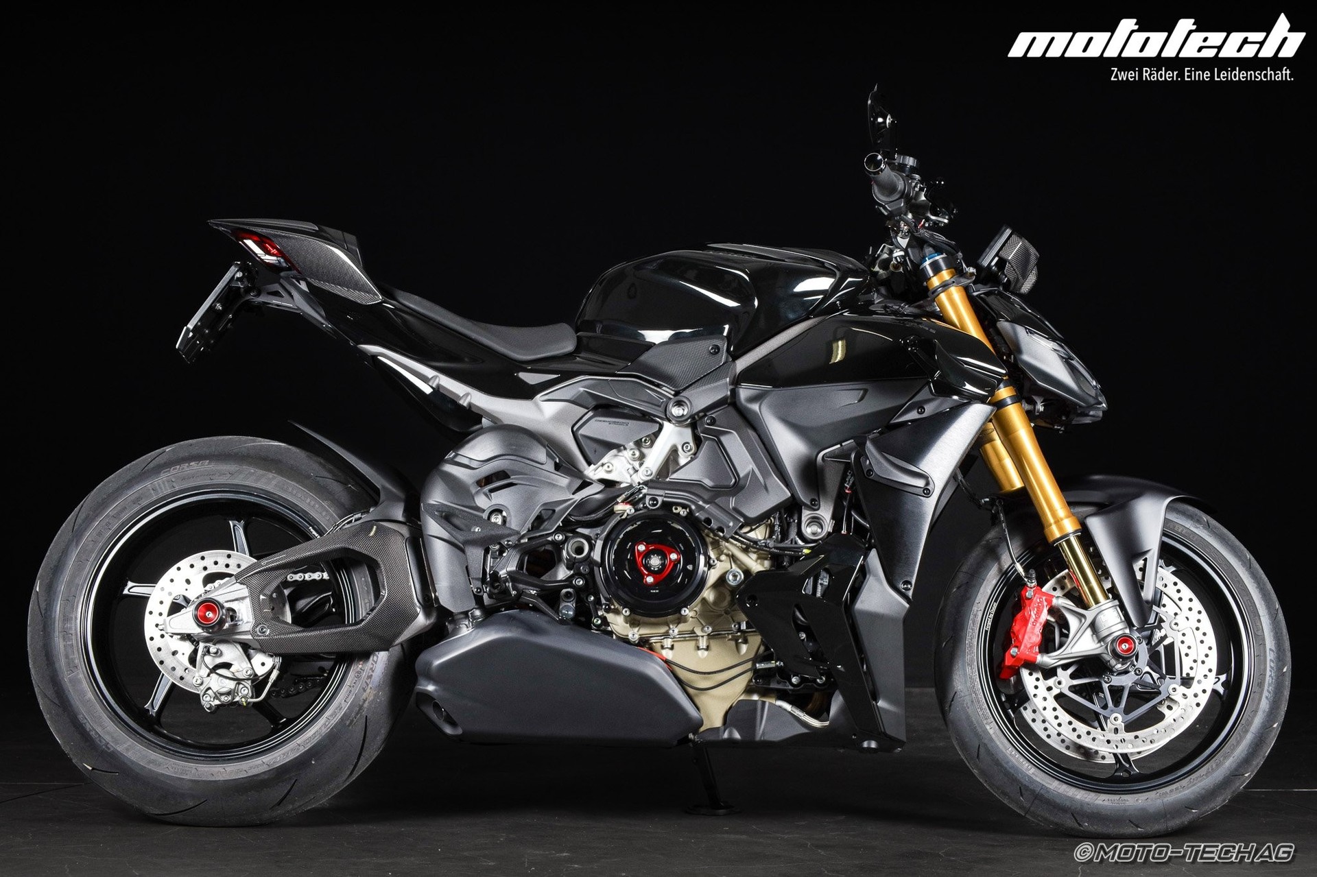DUCATI Streetfighter V4 S-image-1