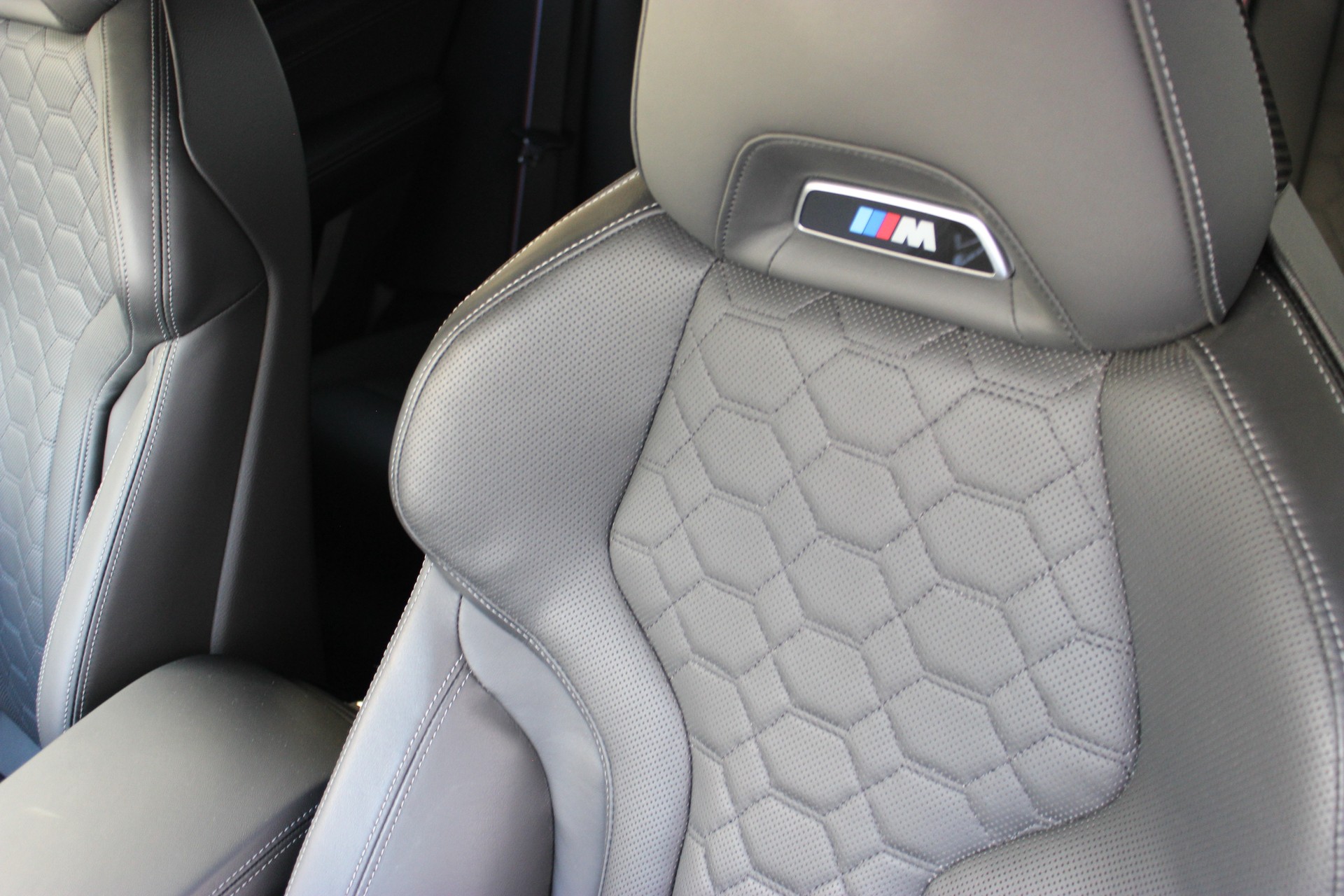 BMW X4M xDrive M Competition *MARINA BAY BLAU METALLIC*-image-11