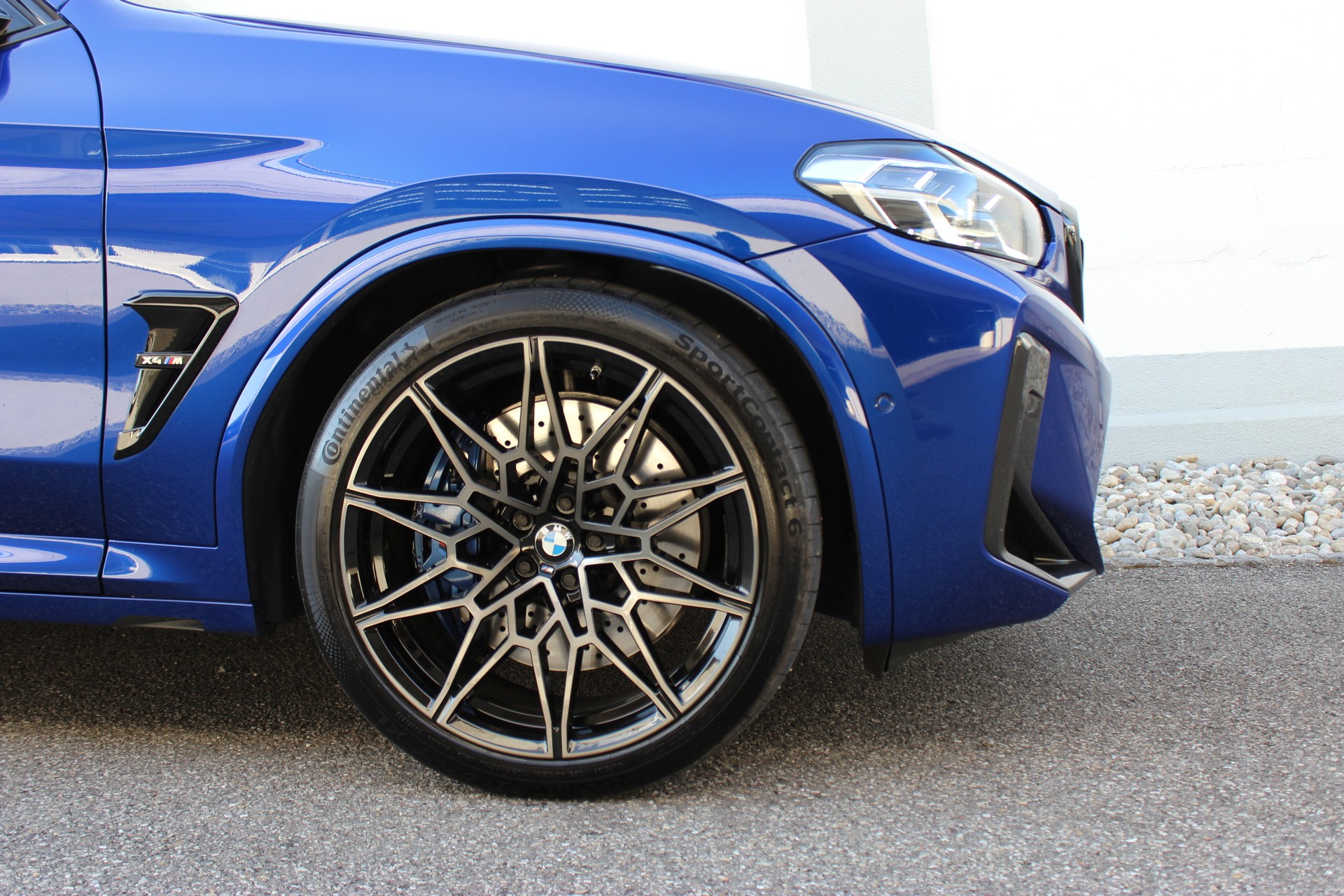 BMW X4M xDrive M Competition *MARINA BAY BLAU METALLIC*-image-17