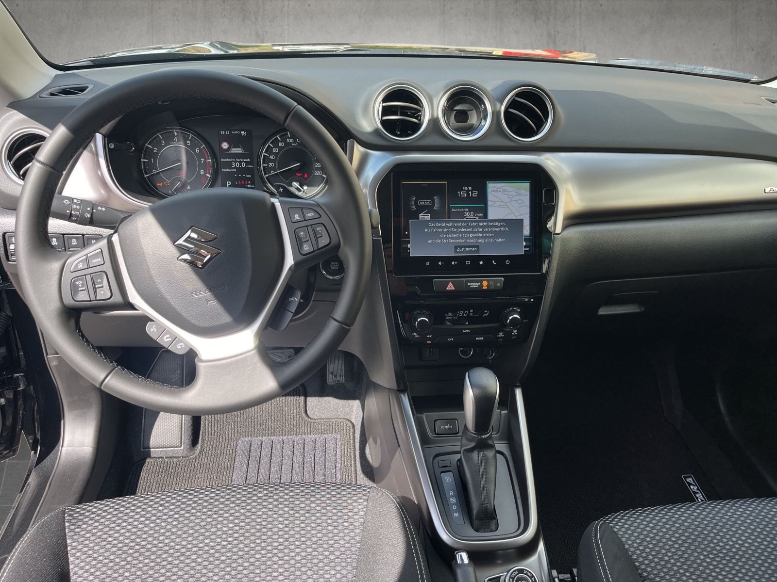 SUZUKI Vitara 1.4 Boosterjet Compact + 4x4 Hybrid Automatic-image-5
