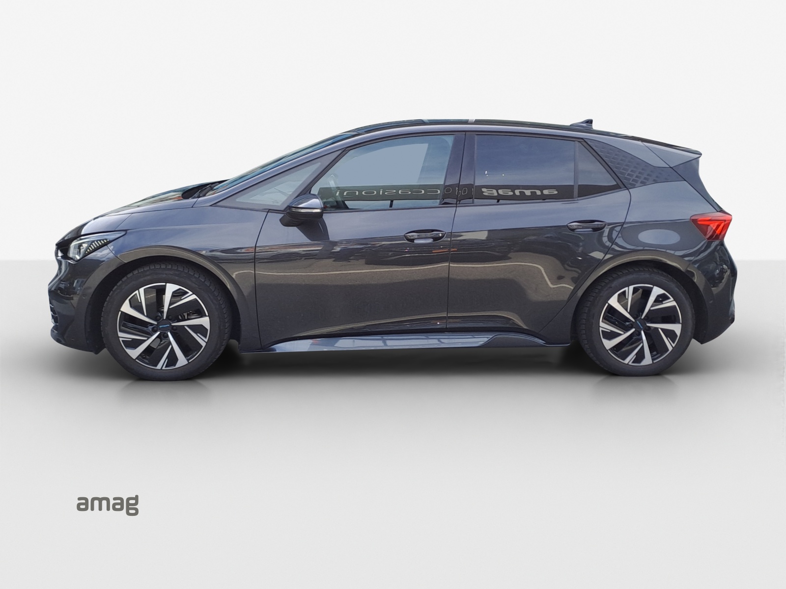 CUPRA Born 58 kWh-showroom-element-2