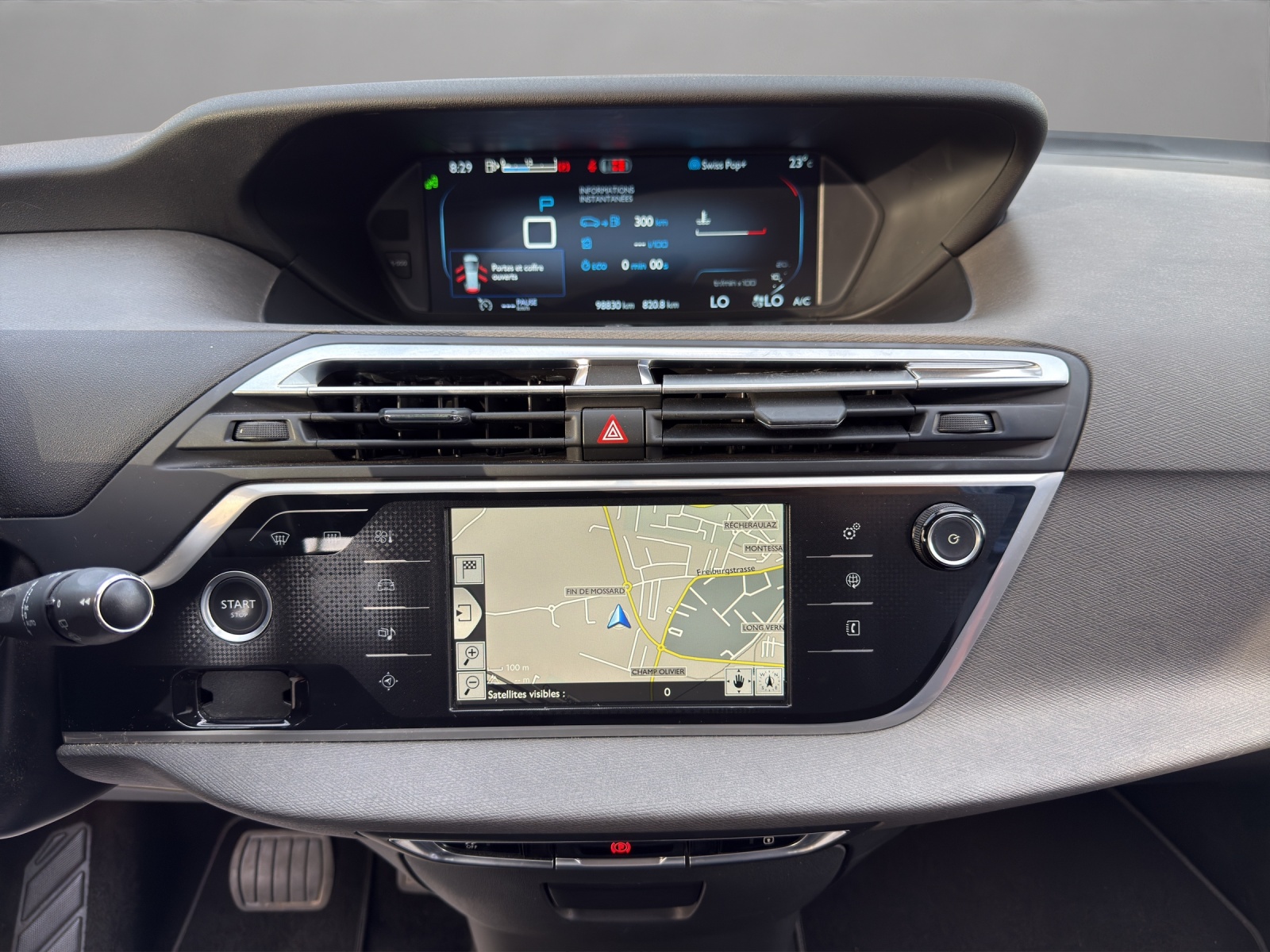 CITROEN Grand C4 Picasso 1.6i 16V e-THP Séduction-image-14