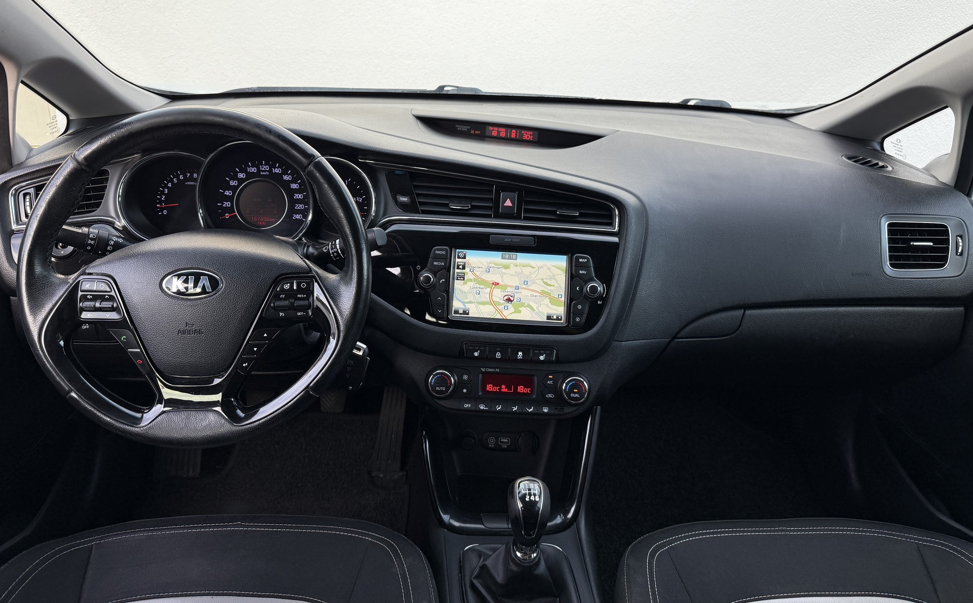KIA Cee'd 1.0 T-GDi Swiss Champion / ab MFK-image-25