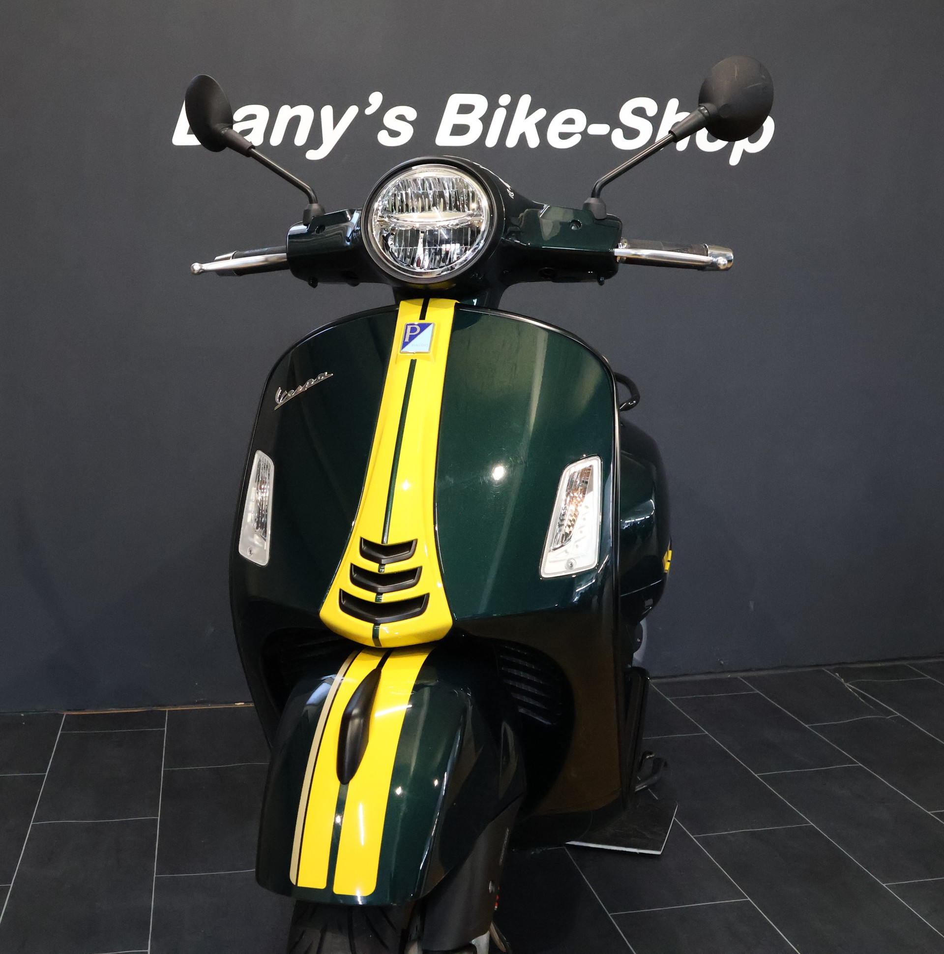 PIAGGIO Vespa GTS 300 HPE Racing Sixties ABS/ASR-image-6