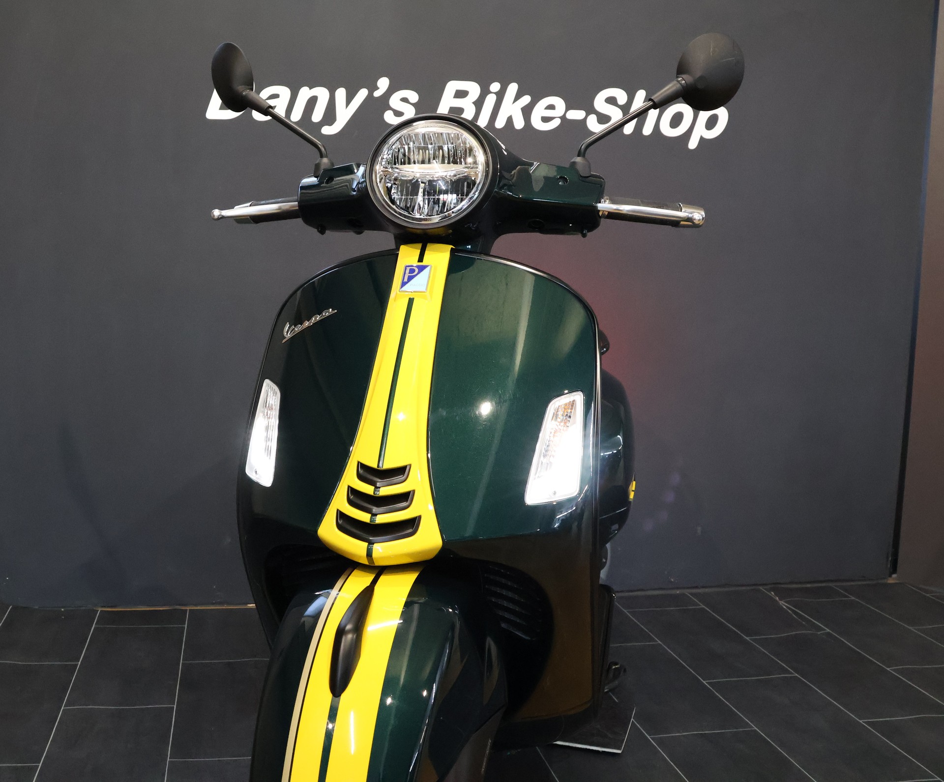 PIAGGIO Vespa GTS 300 HPE Racing Sixties ABS/ASR-image-7