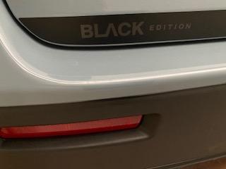 SUZUKI Vitara 1.4 T Black Edition Top Hybrid 4x4-image-3