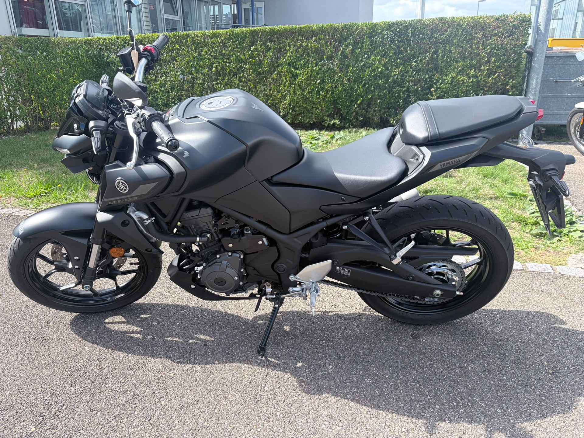 YAMAHA MT-03-image-0