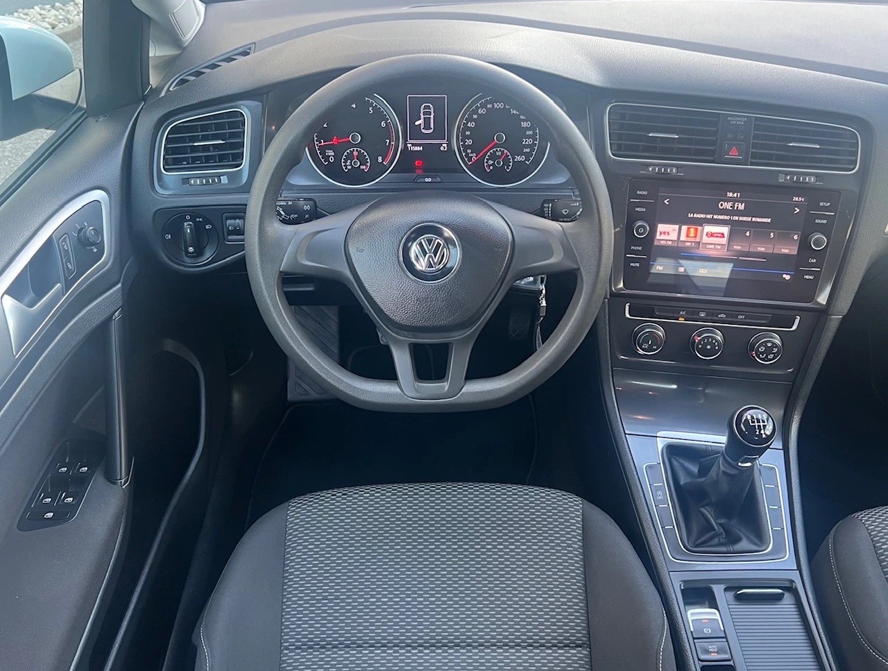 VW Golf 1.0 TSI Trendline-image-10
