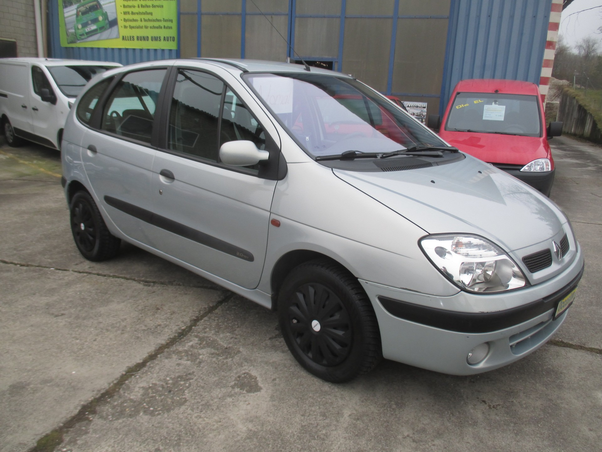 RENAULT SCENIC 2.0 16V AUTOMAT FÜR EXPORT (MOTOR + AUTOMAT DEFEKT)-image-2