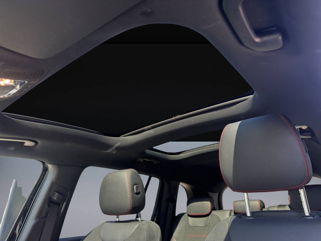 MERCEDES-BENZ EQB 350-image-13