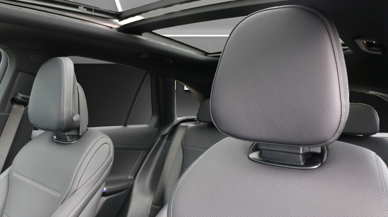 MERCEDES-BENZ GLC 400 e 4M 9G-Tronic-image-9