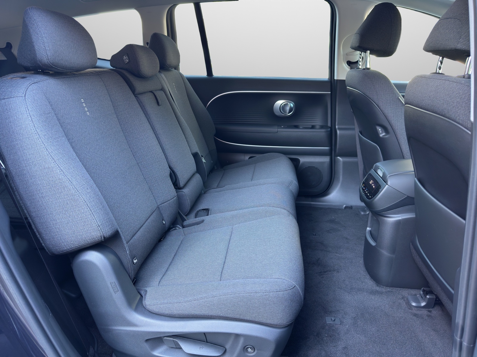 HYUNDAI Ioniq 9 Amplia 4WD-image-11