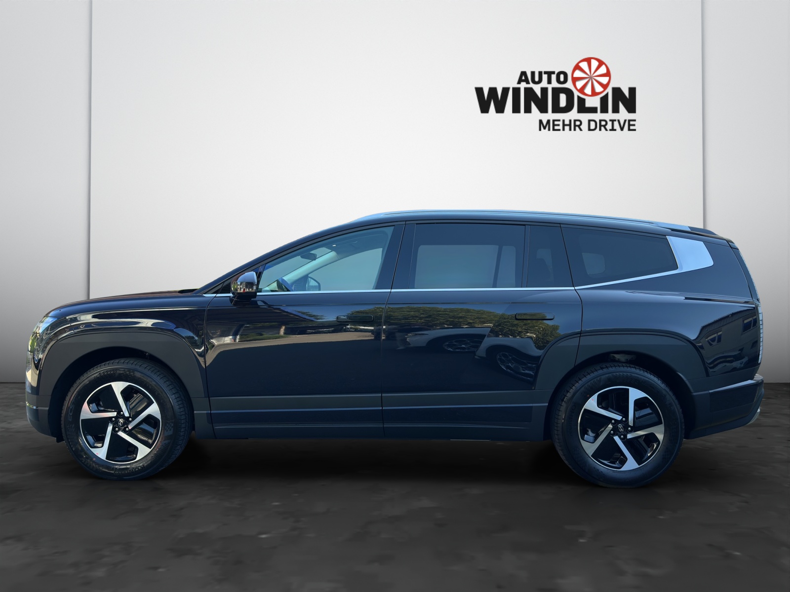 HYUNDAI Ioniq 9 Amplia 4WD-showroom-element-2