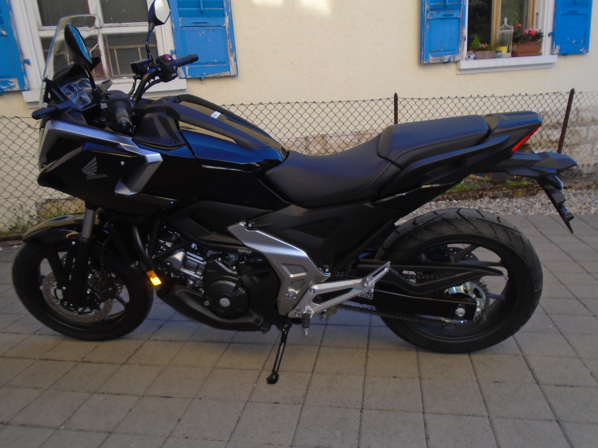 HONDA NC 750 X DCT-image-1