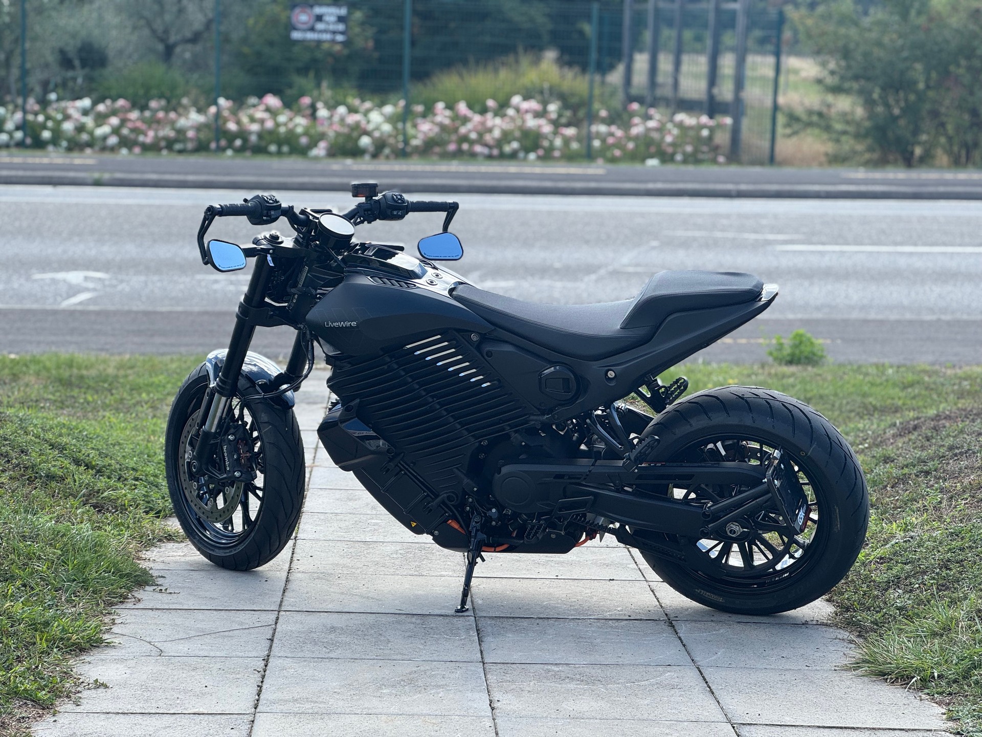 LIVEWIRE Alpinista-showroom-element-3