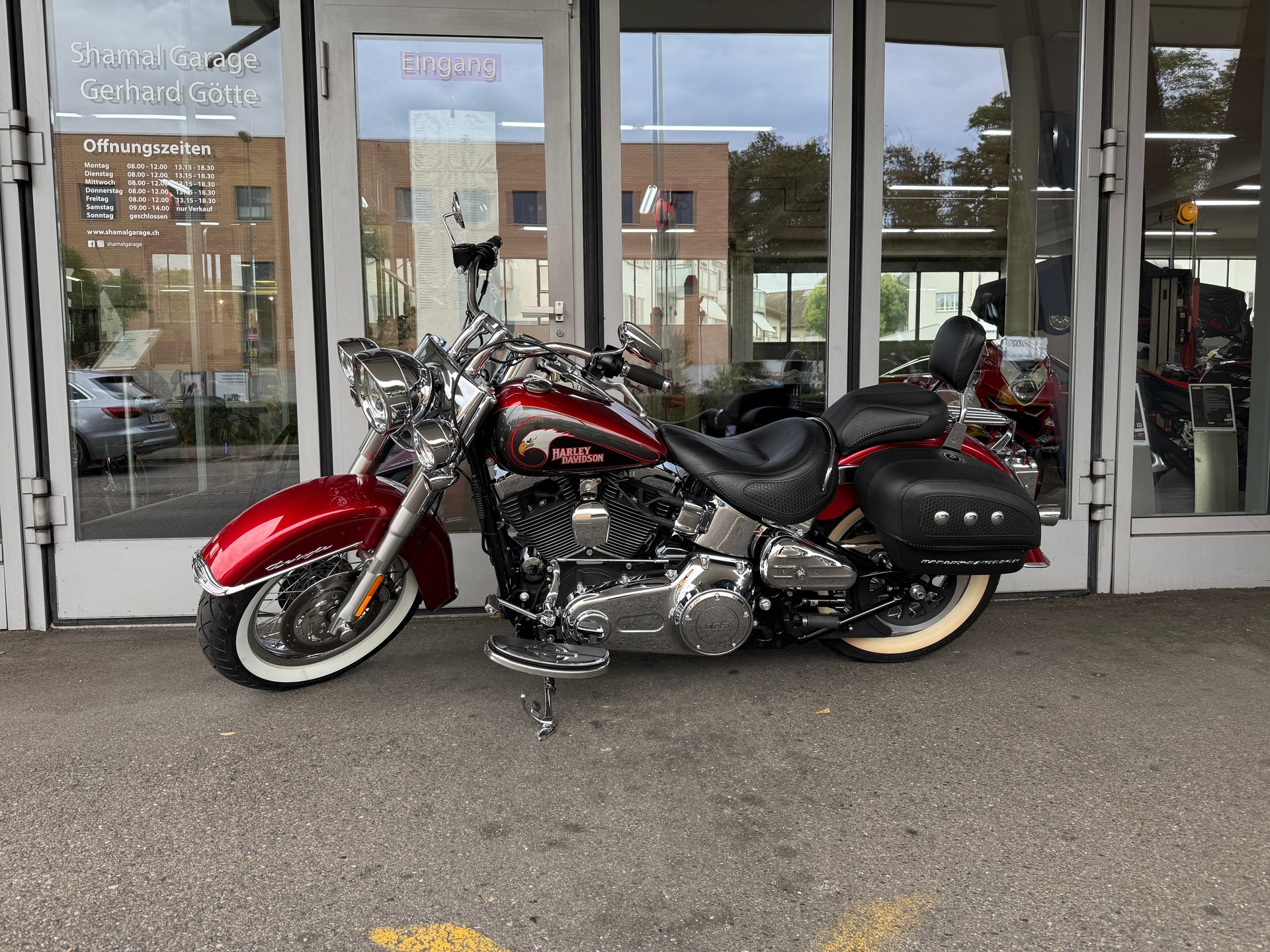 HARLEY-DAVIDSON FLSTN Softail Deluxe-image-7
