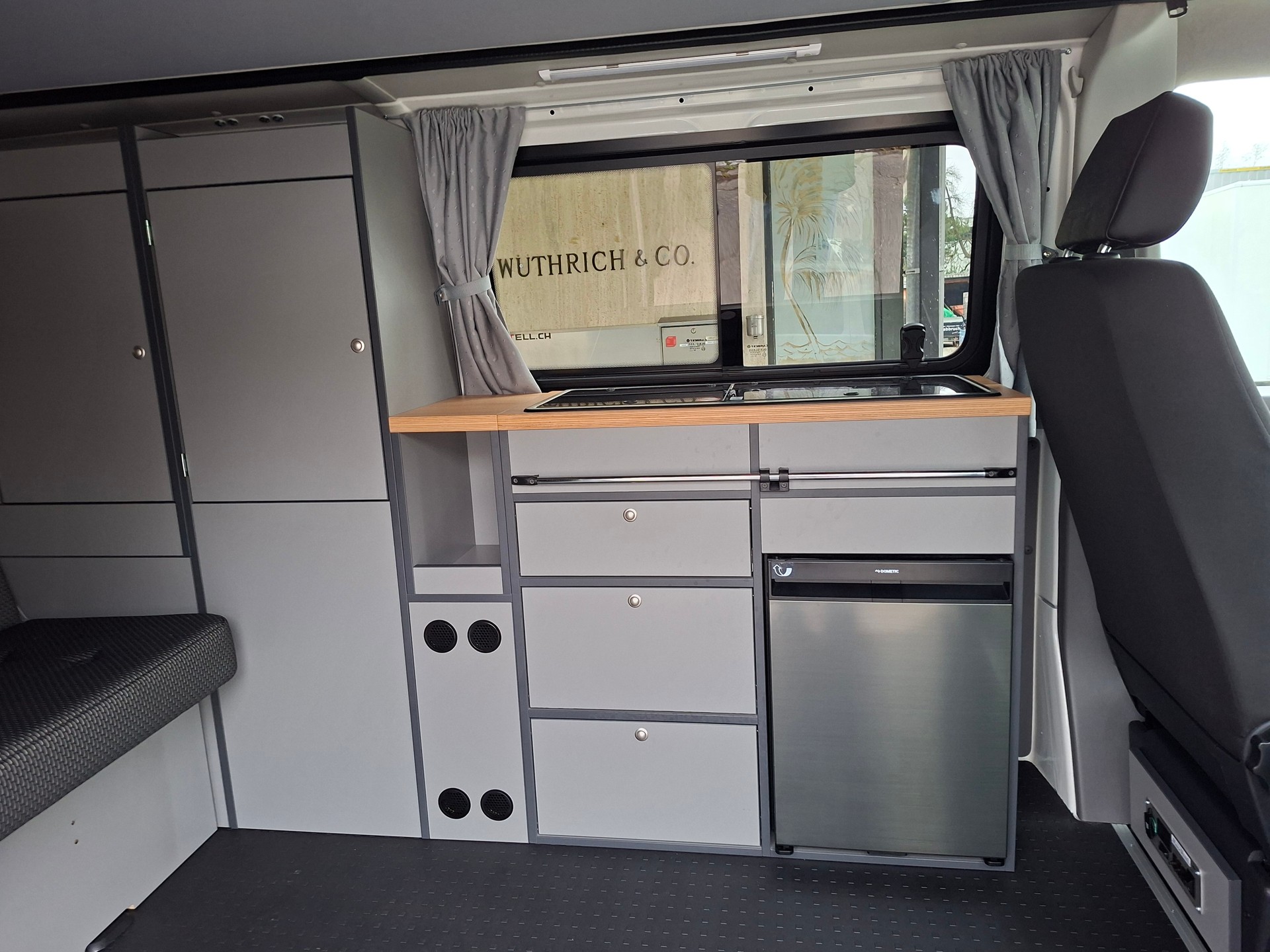 VW T6.1 2.0 TDI 150PS 4MOTION DSG LANG MAREMONTI COMFORT CAMPER 5SITZE-image-7