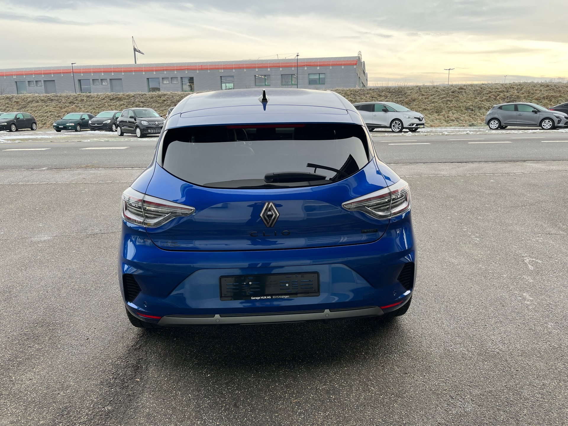 RENAULT Clio 1.6 E-Tech Esprit Alpine+++48 MONATE GARANTIE+++-showroom-element-2