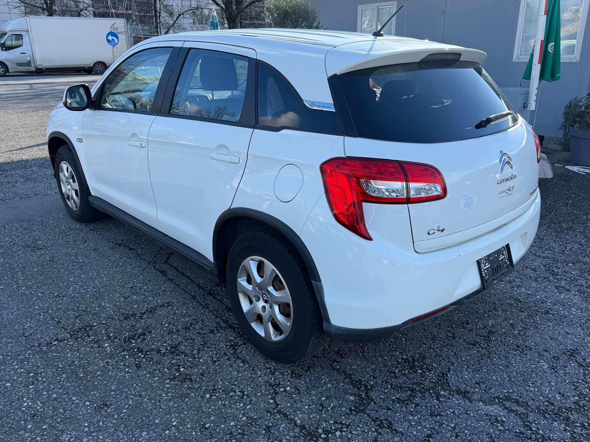 CITROEN C4 Aircross 1.6 HDi Exclusive 4WD-image-3