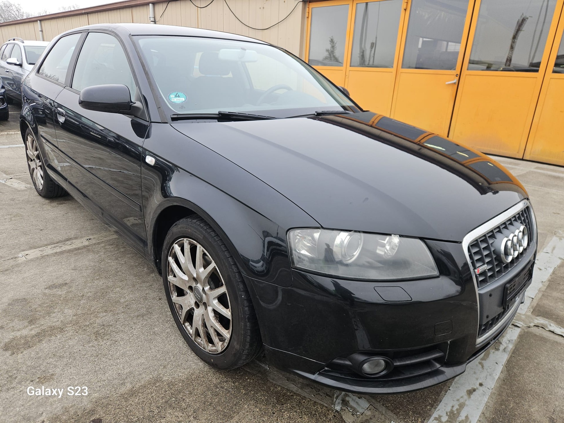 AUDI A3 1.8 Turbo FSI Ambition-image-5