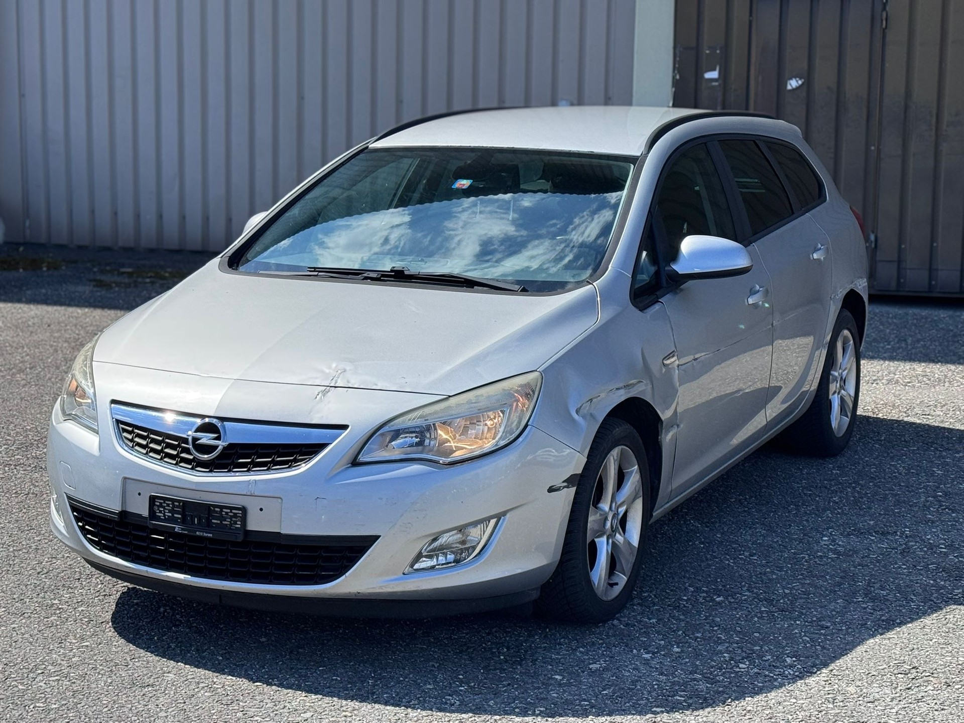 OPEL Astra SportsTourer 2.0 CDTi Cosmo Automatic-image-2