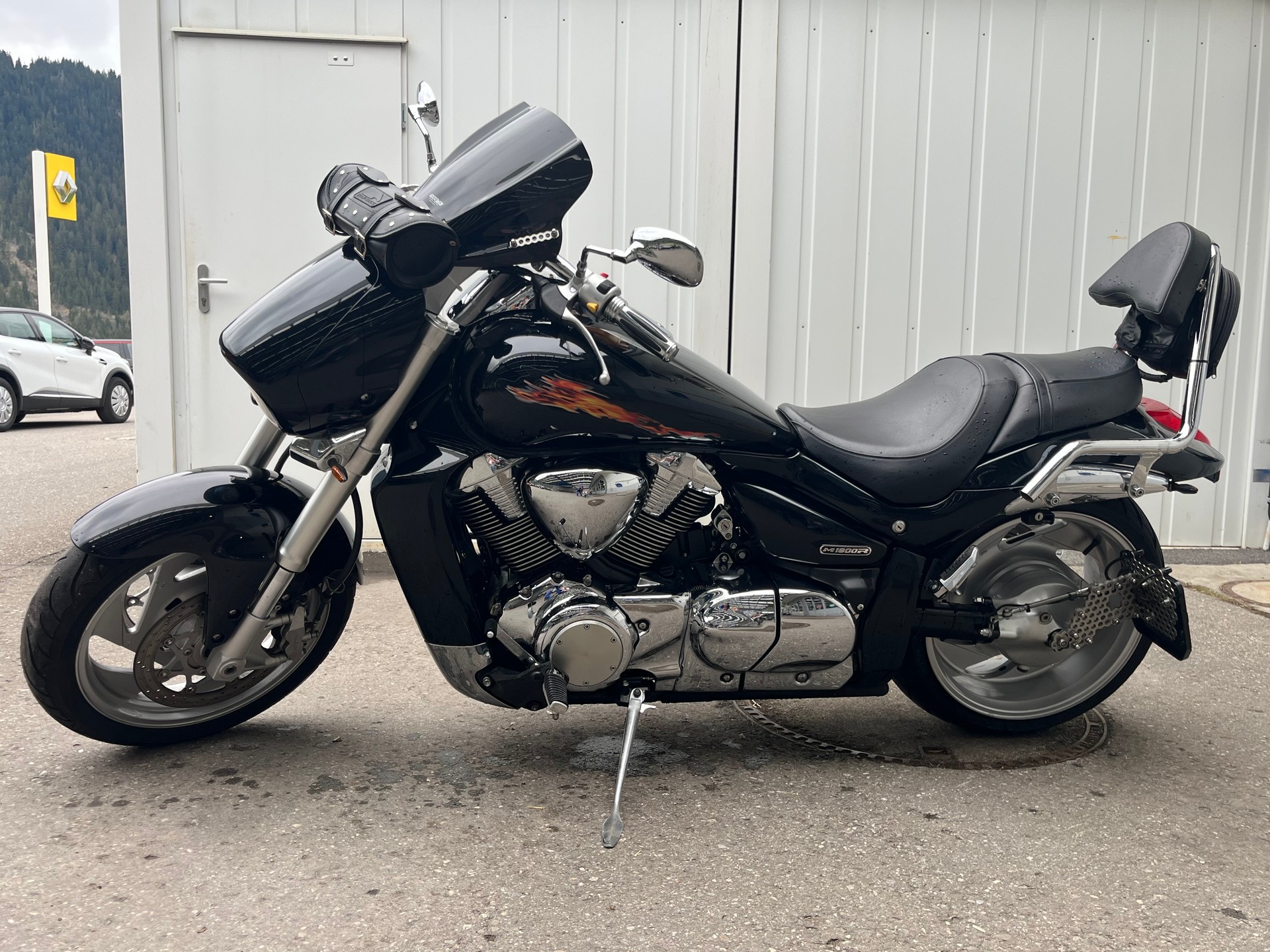 SUZUKI M 1800 R Z K7-image-1