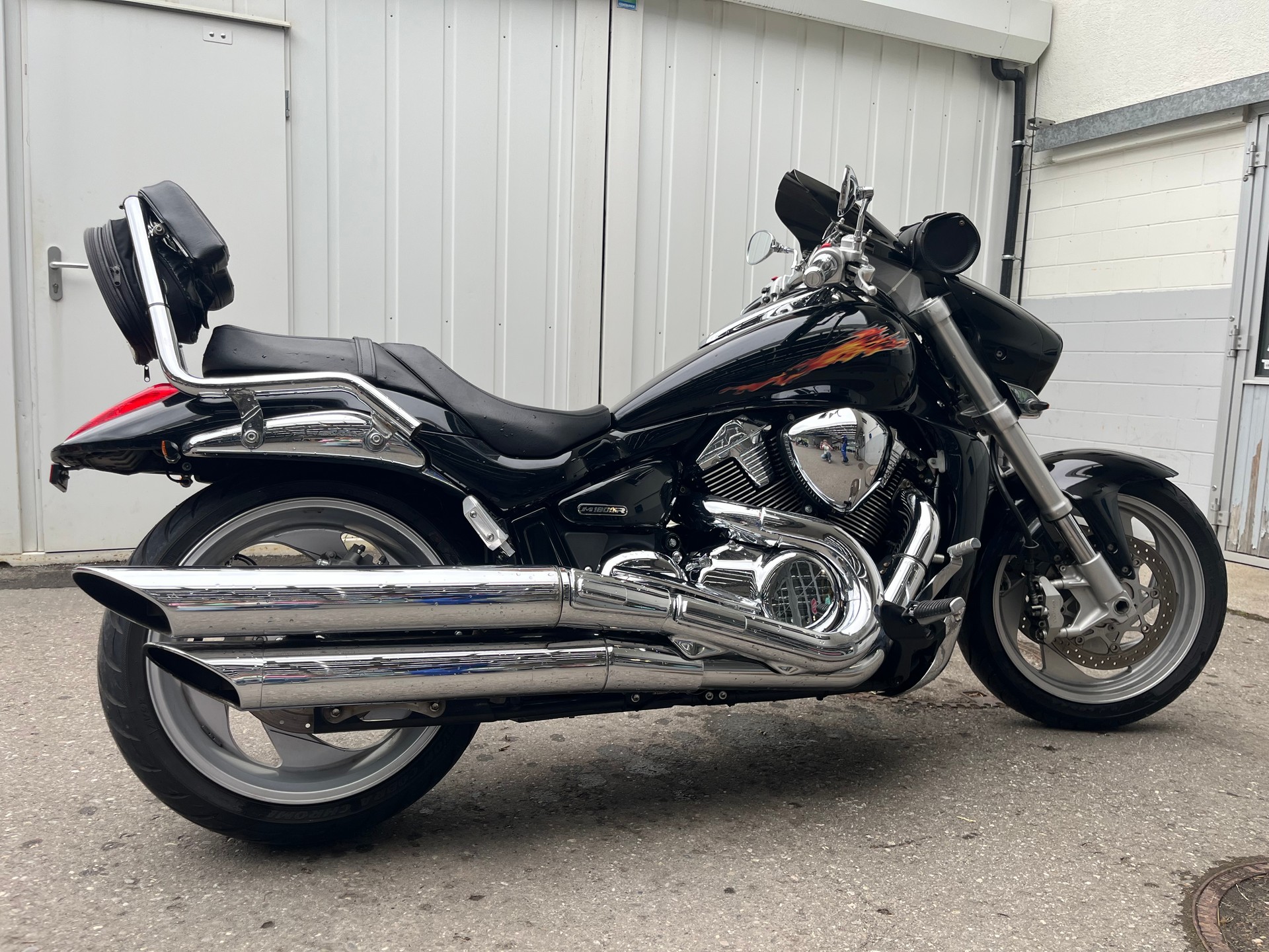 SUZUKI M 1800 R Z K7-image-3