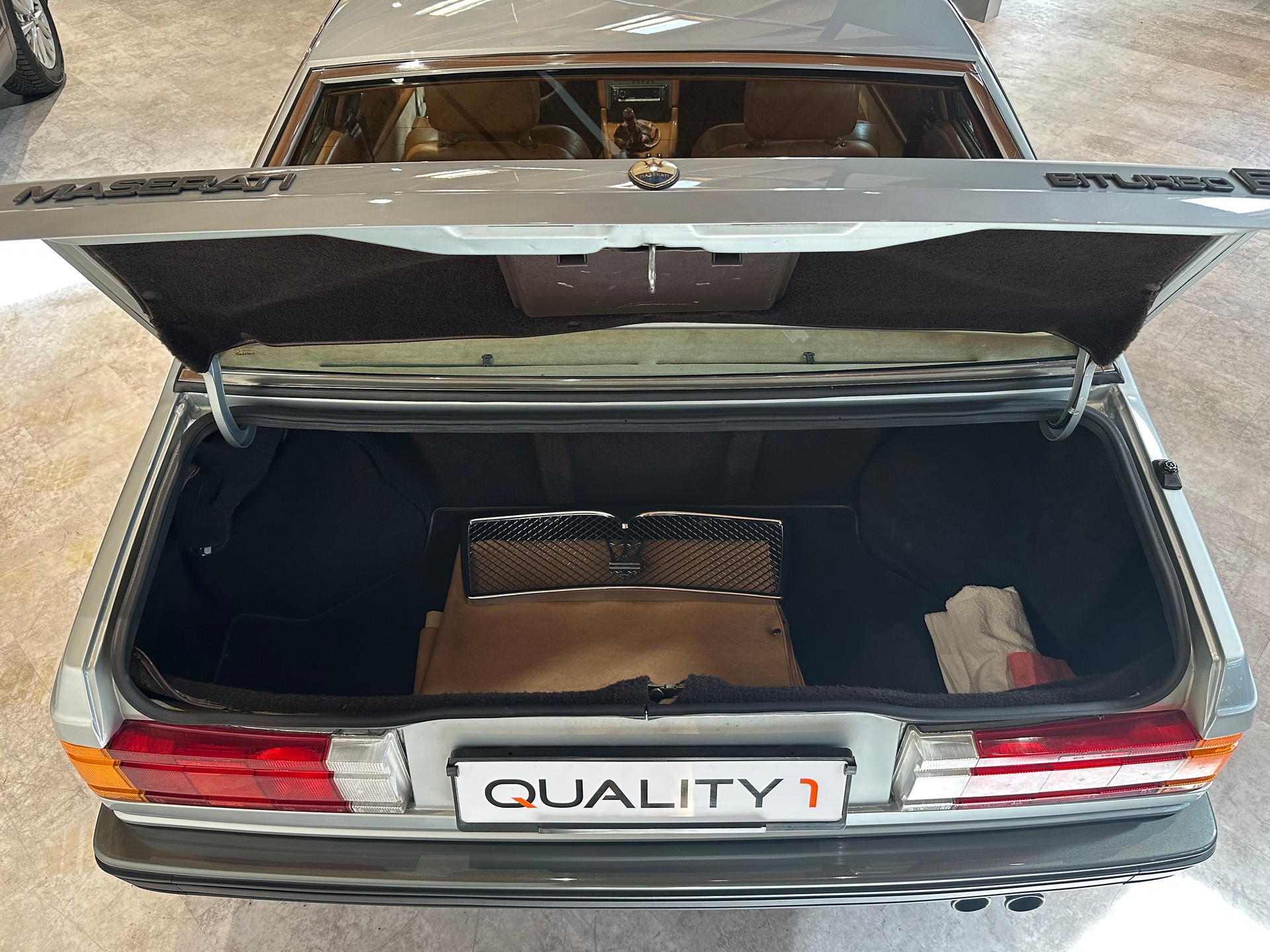 MASERATI Biturbo 2.5 / CH-1. Hand-Fahrzeug / Traumzustand-image-5