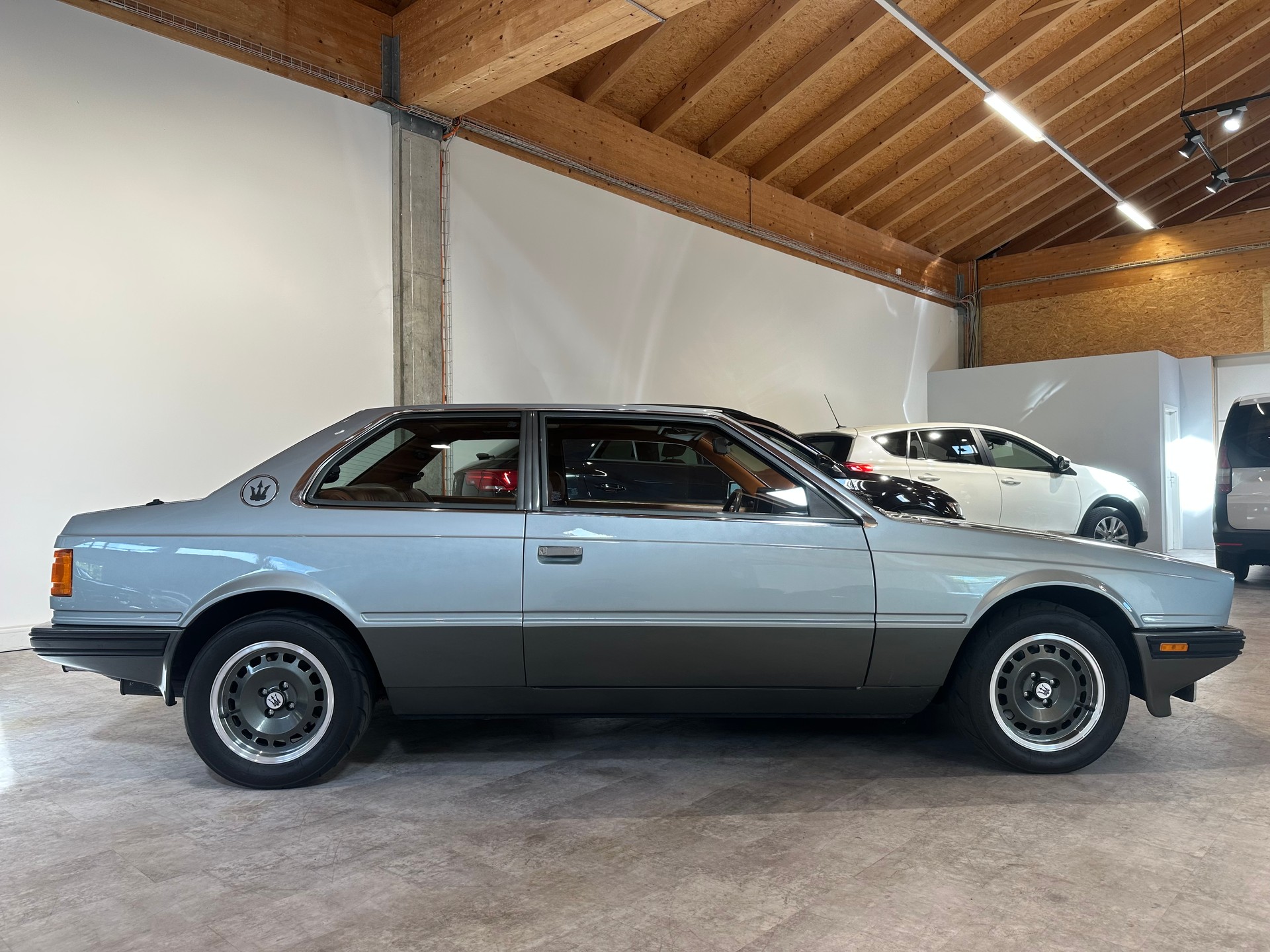 MASERATI Biturbo 2.5 / CH-1. Hand-Fahrzeug / Traumzustand-image-7