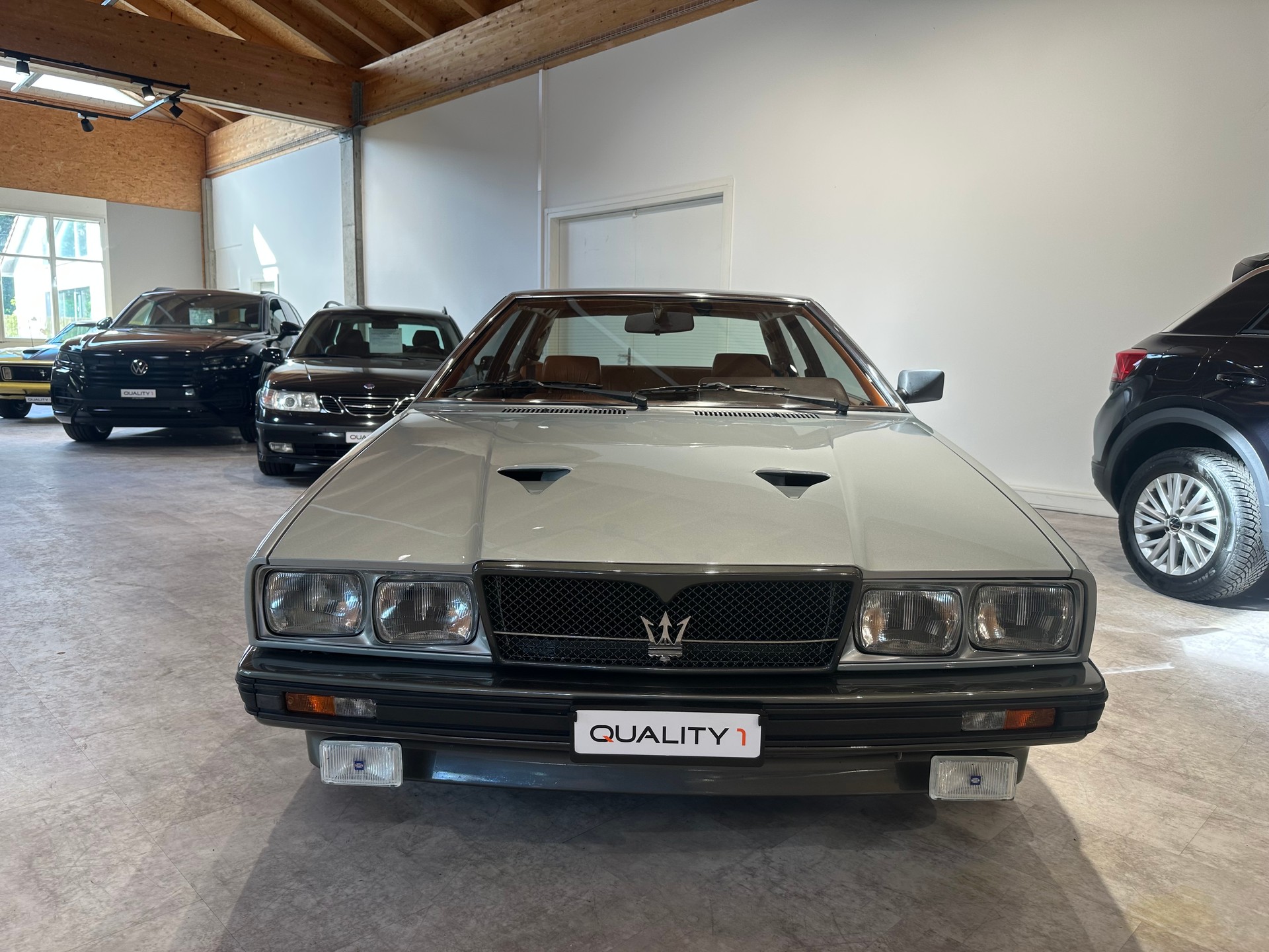 MASERATI Biturbo 2.5 / CH-1. Hand-Fahrzeug / Traumzustand-showroom-element-1