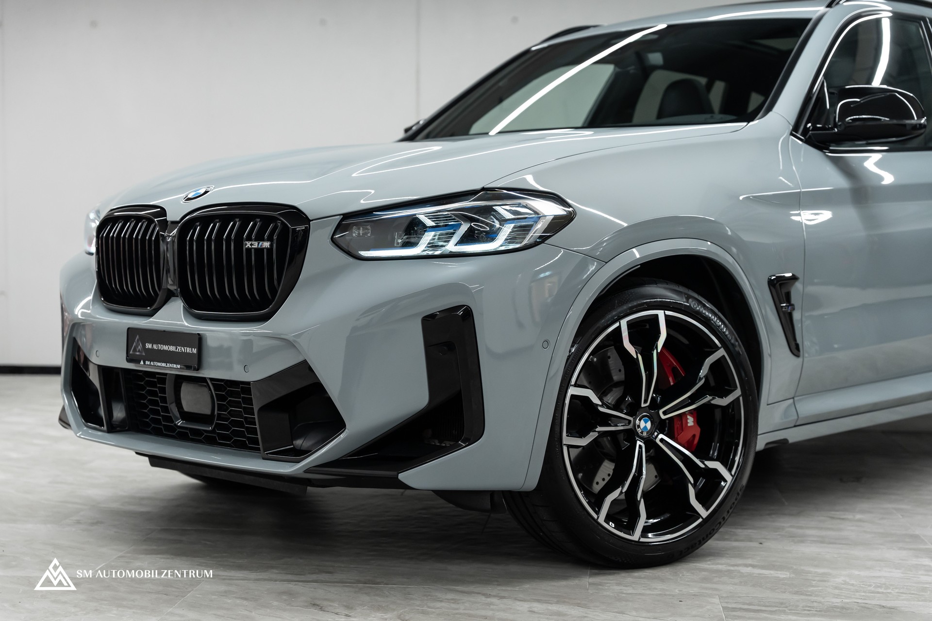 BMW X3 M Competition / Panorama / Laserlight / Carbon Fibre / Sitzbelüftung-showroom-element-3